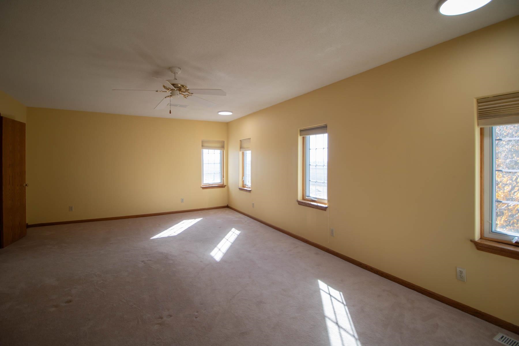 1677 E 120th Avenue North Mulvane KS 67110