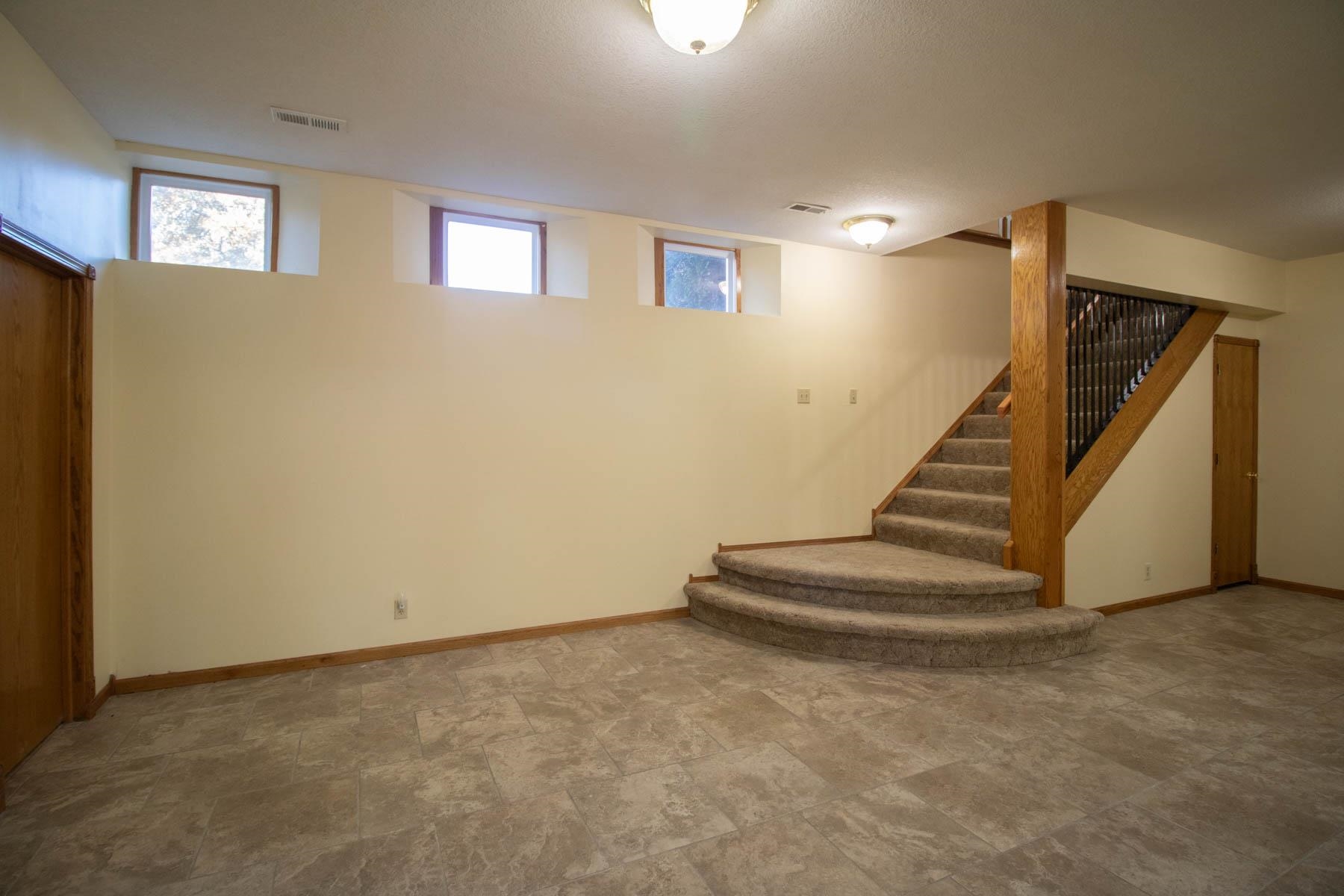 1677 E 120th Avenue North Mulvane KS 67110