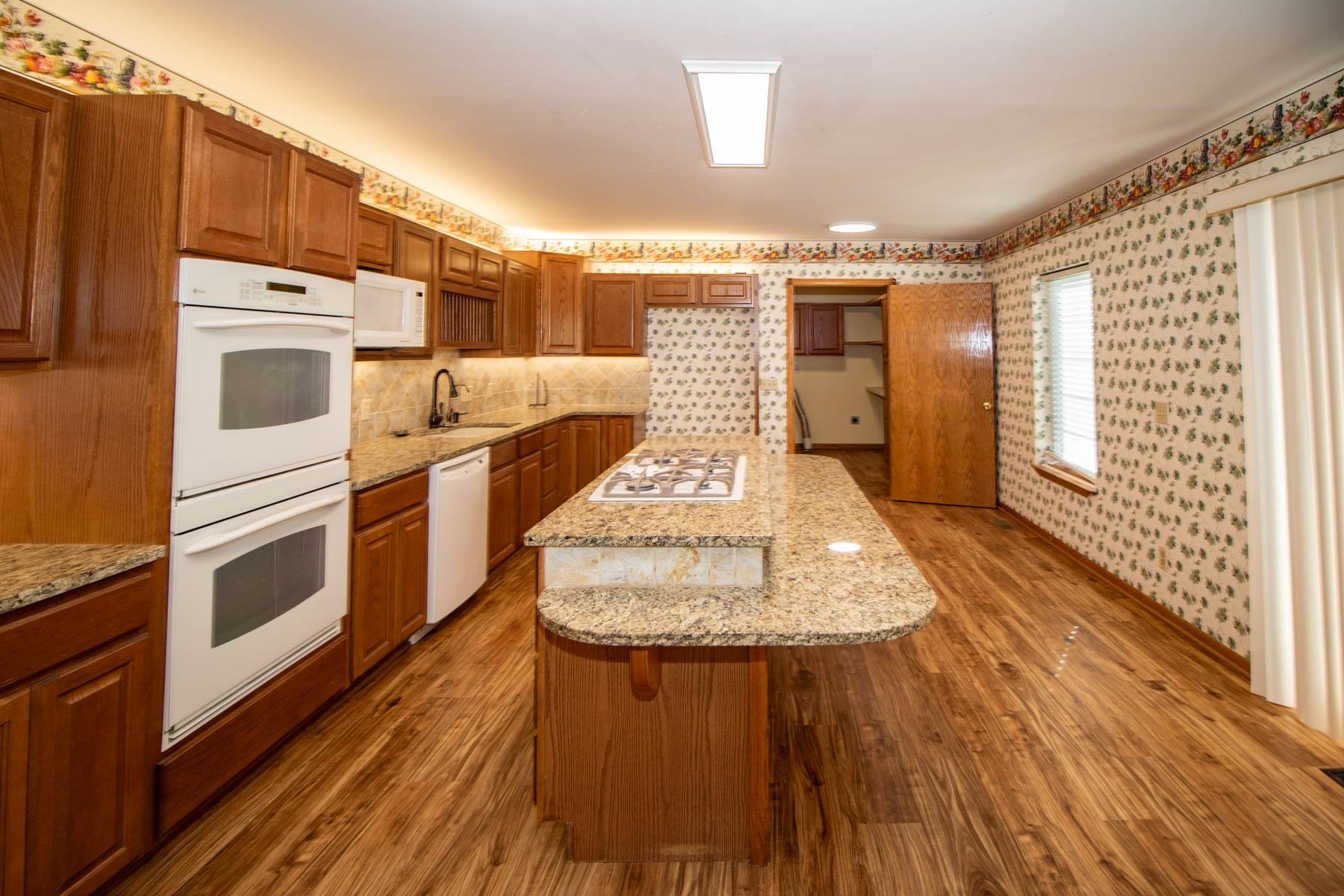 1677 E 120th Avenue North Mulvane KS 67110