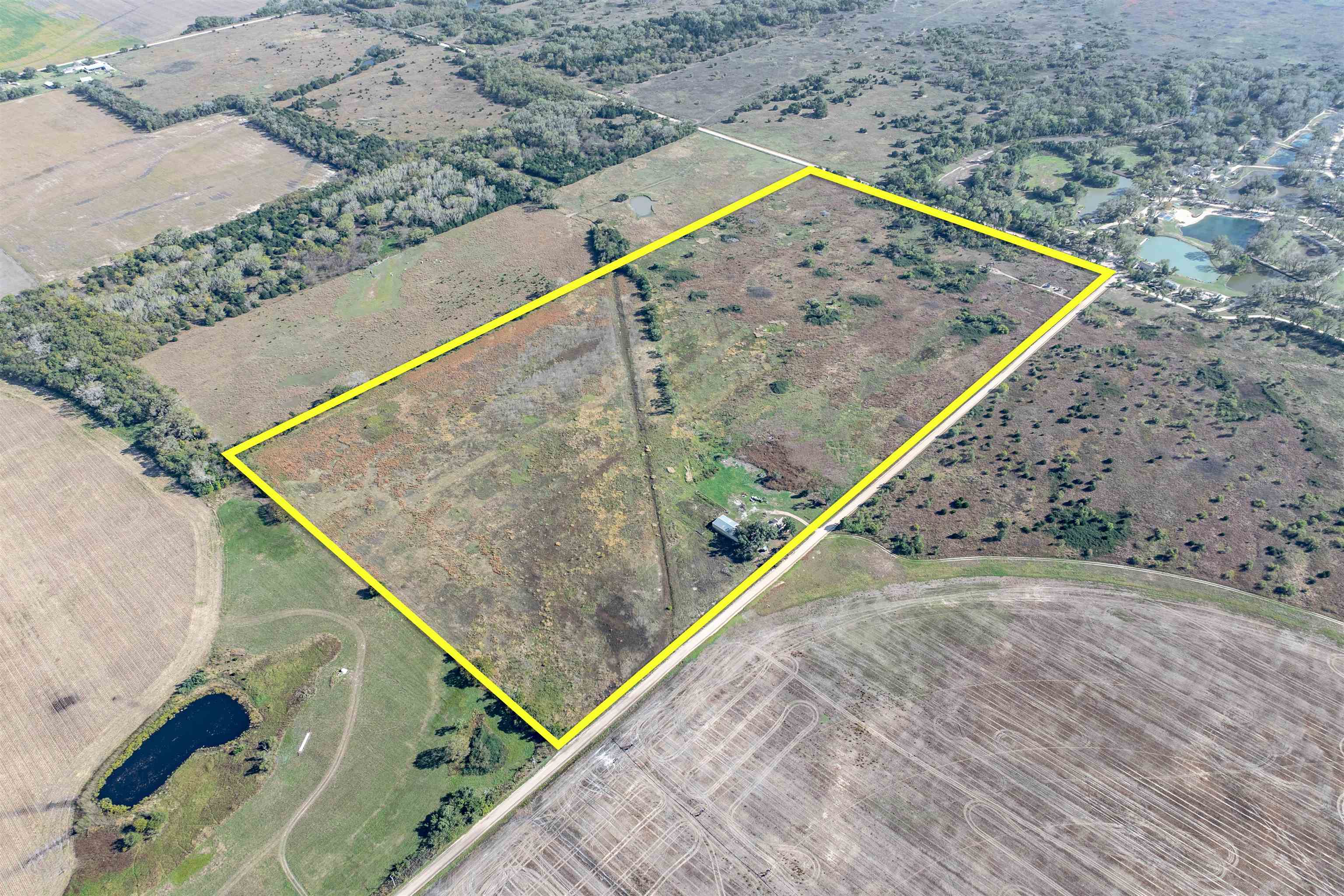 5202 N Willow Lake Burrton KS 67020