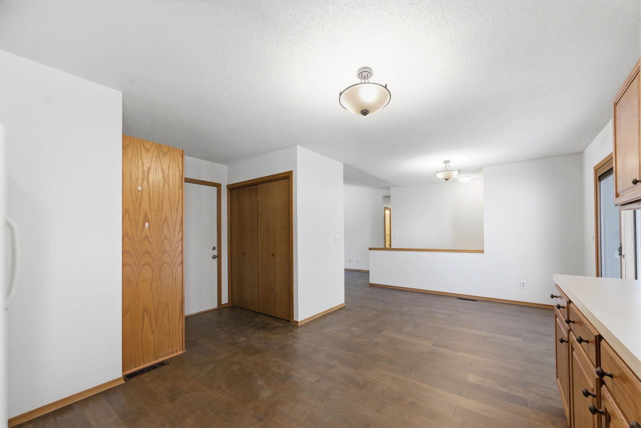 1521 E Rose Lane Andover KS 67002