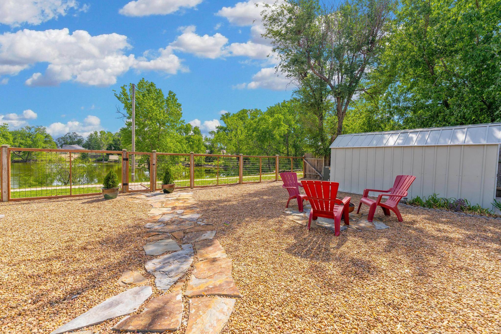921 E 52nd Street S Wichita KS 67216-3663