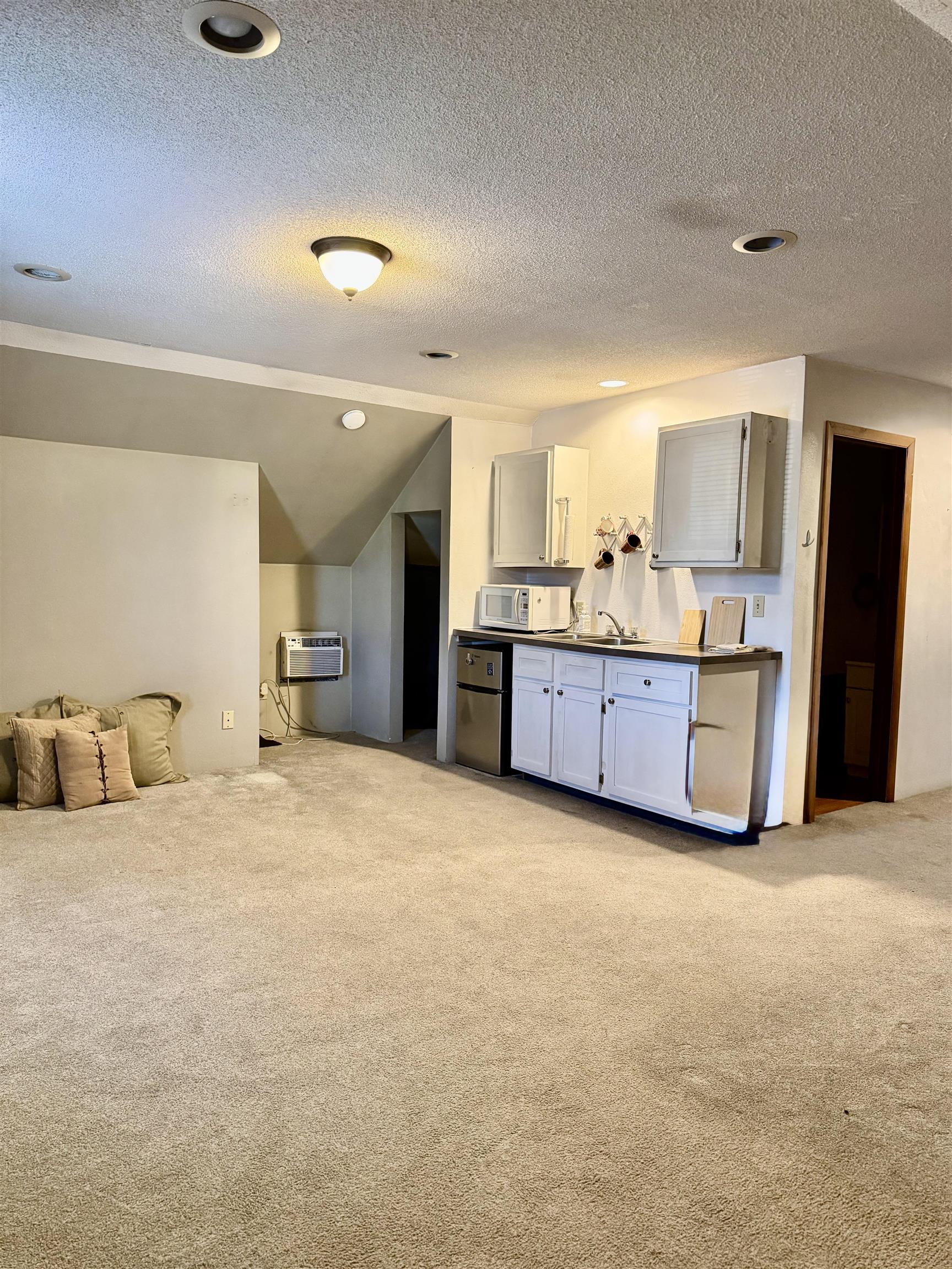 1710 Fowler Winfield KS 67156