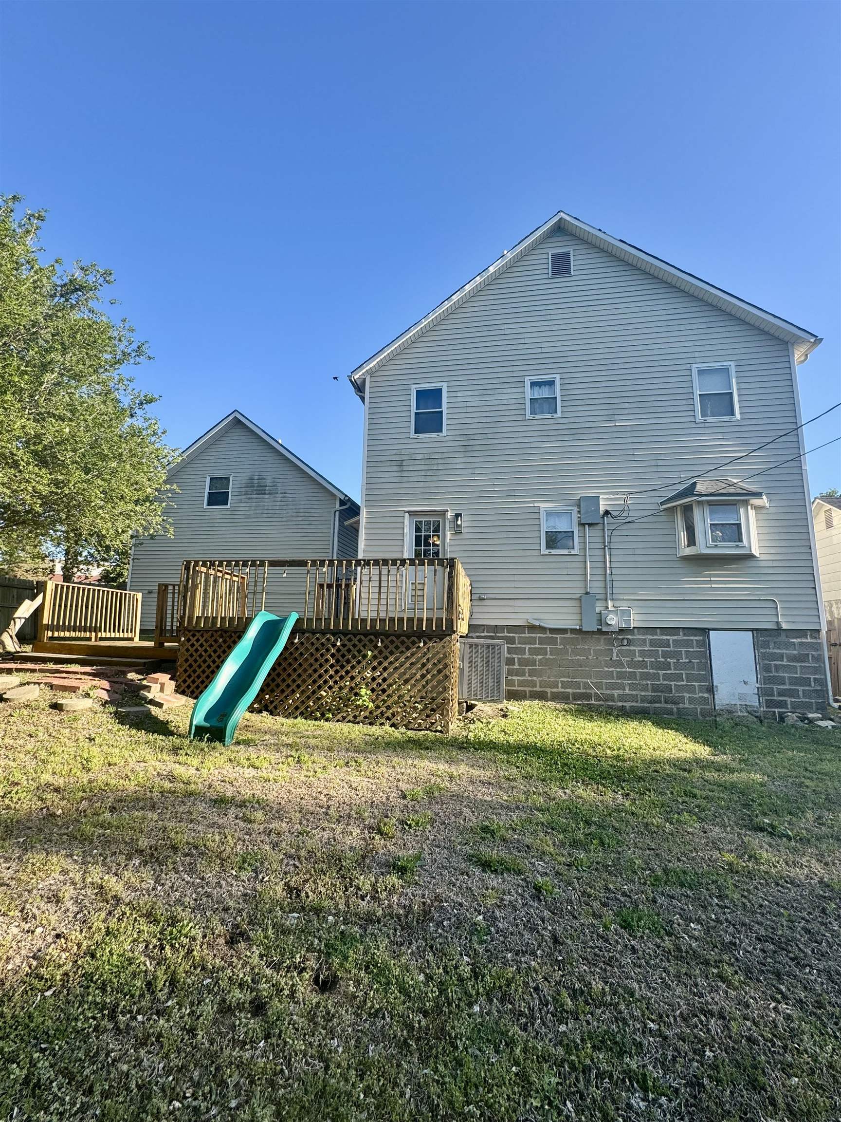 1710 Fowler Winfield KS 67156