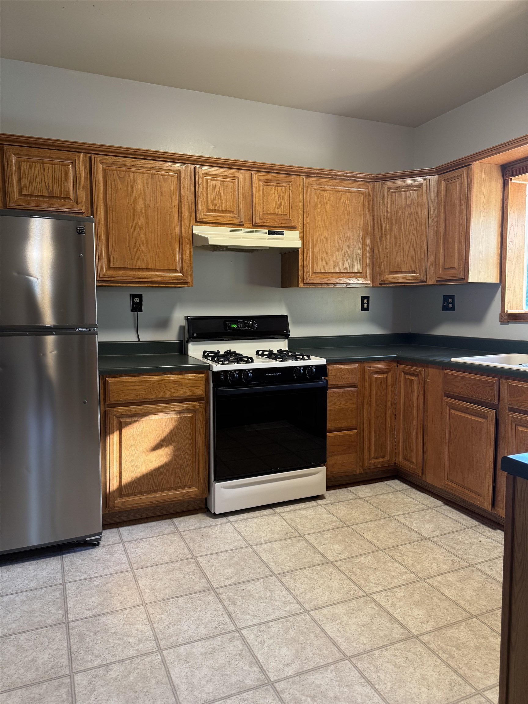 1710 Fowler Winfield KS 67156