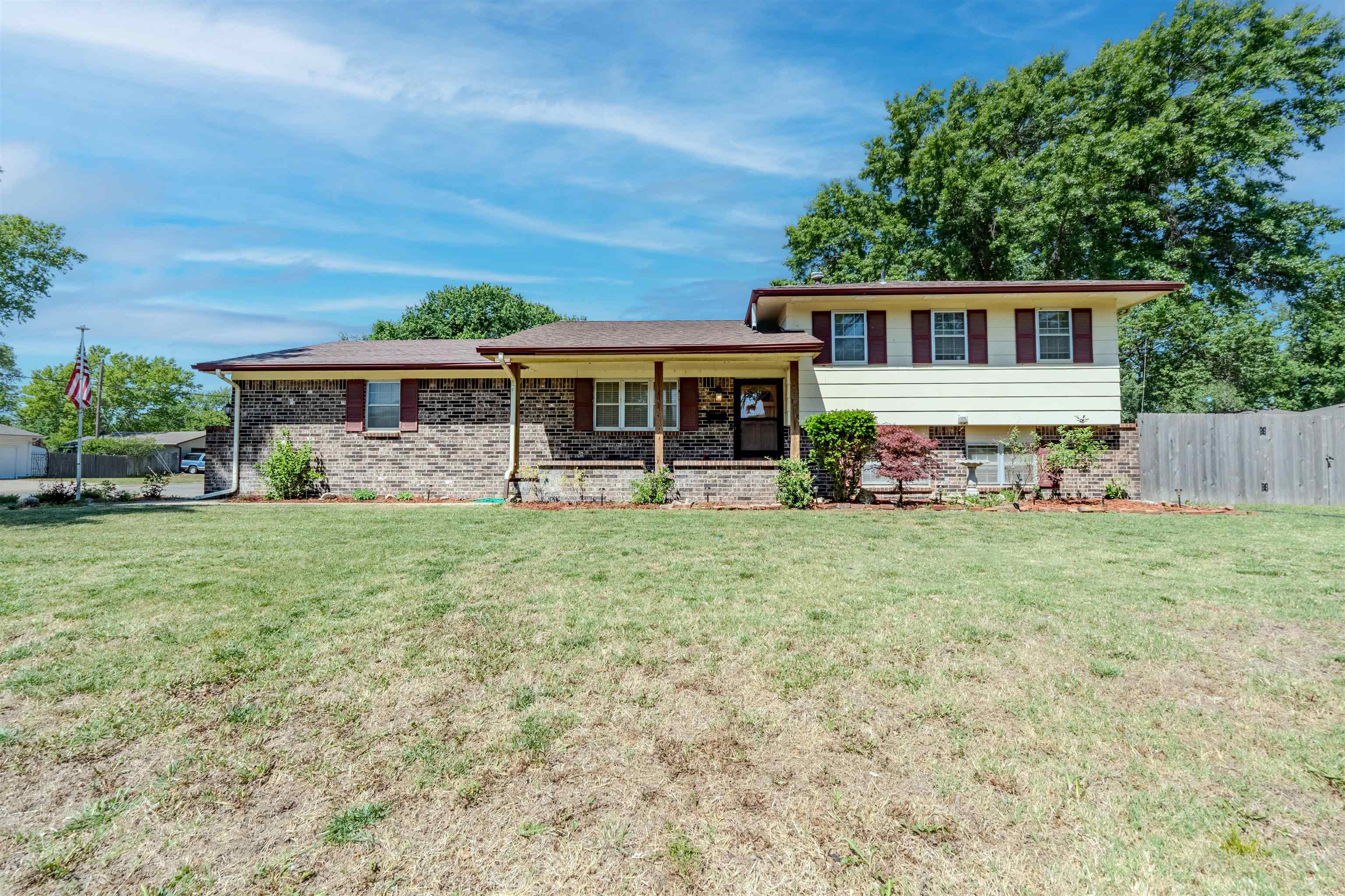924 E Kay Derby KS 67037
