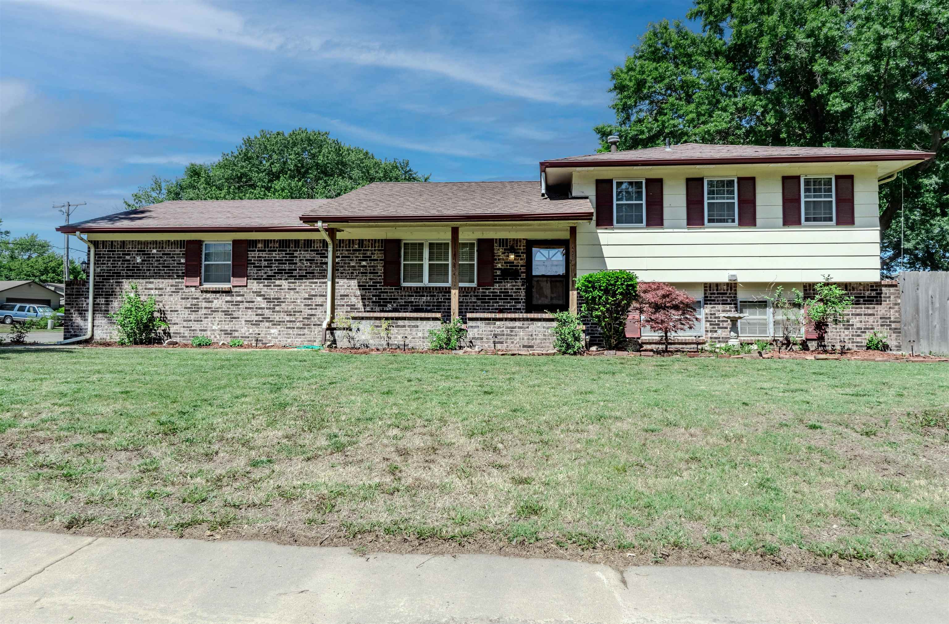 924 E Kay Derby KS 67037