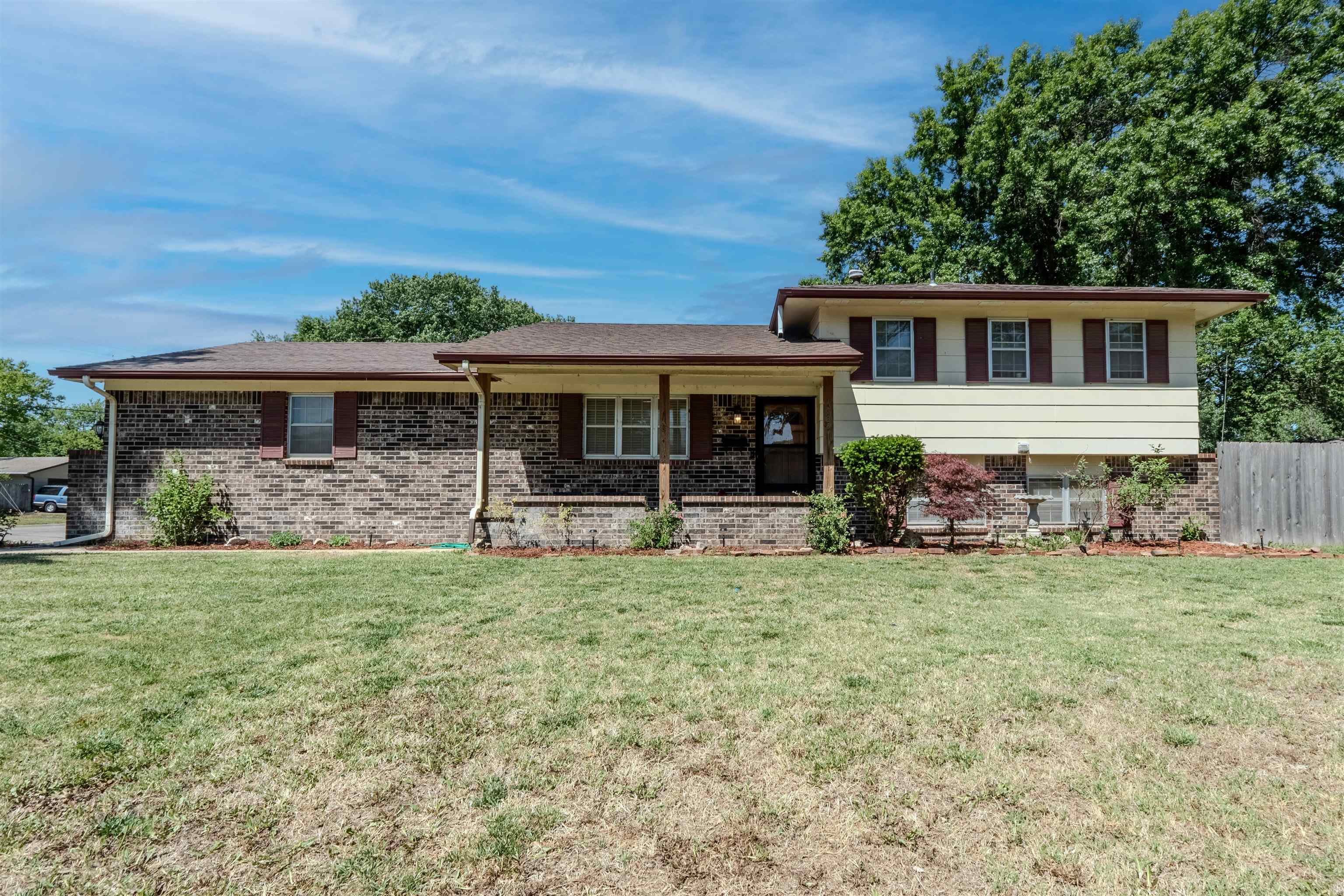 924 E Kay Derby KS 67037