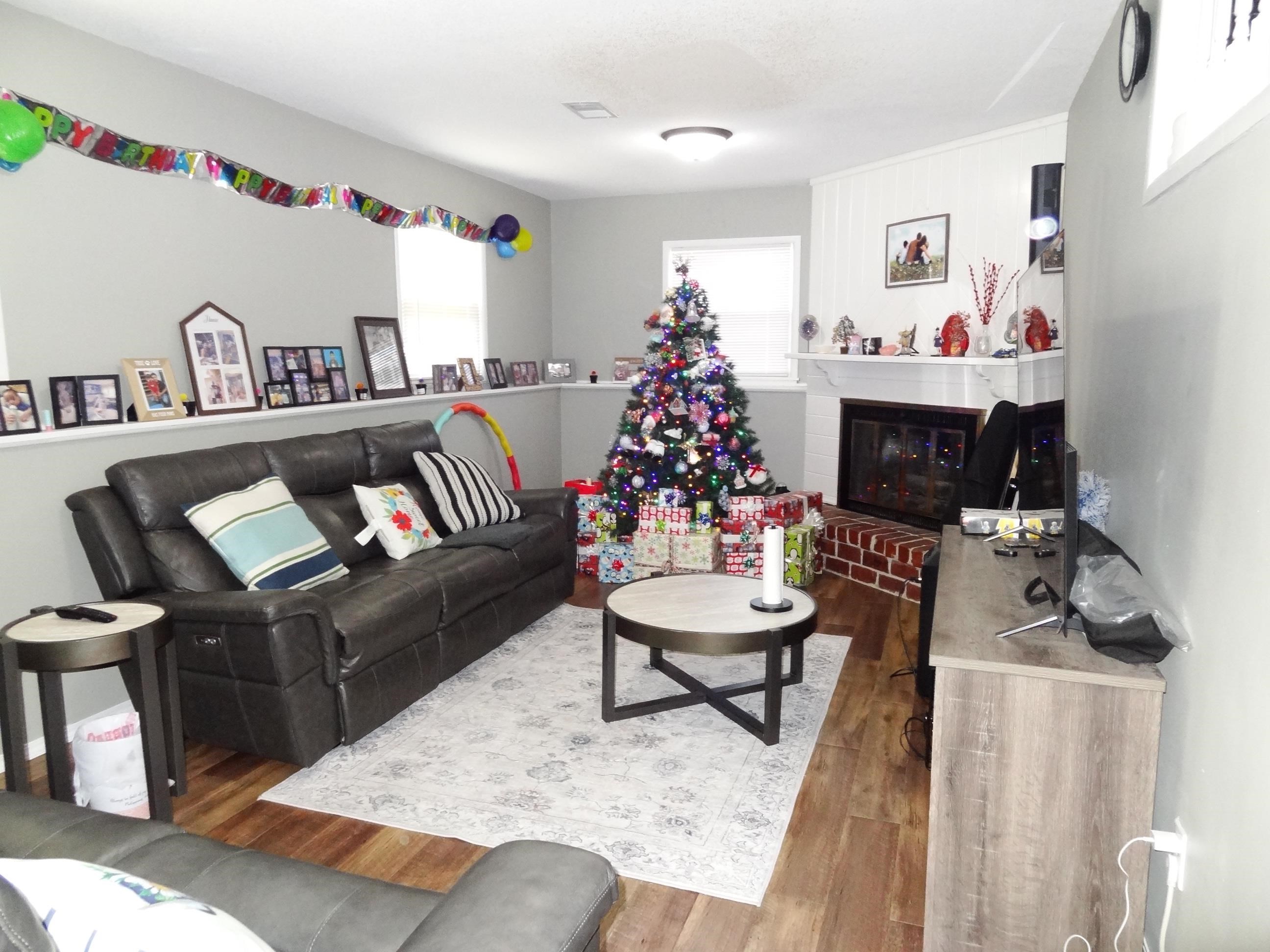 1009 S Dalton Wichita KS 67207
