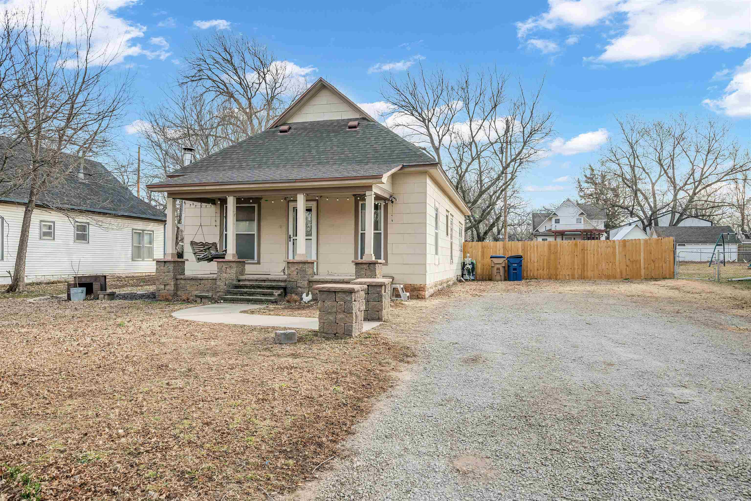 222 N Tracy Street Clearwater KS 67026