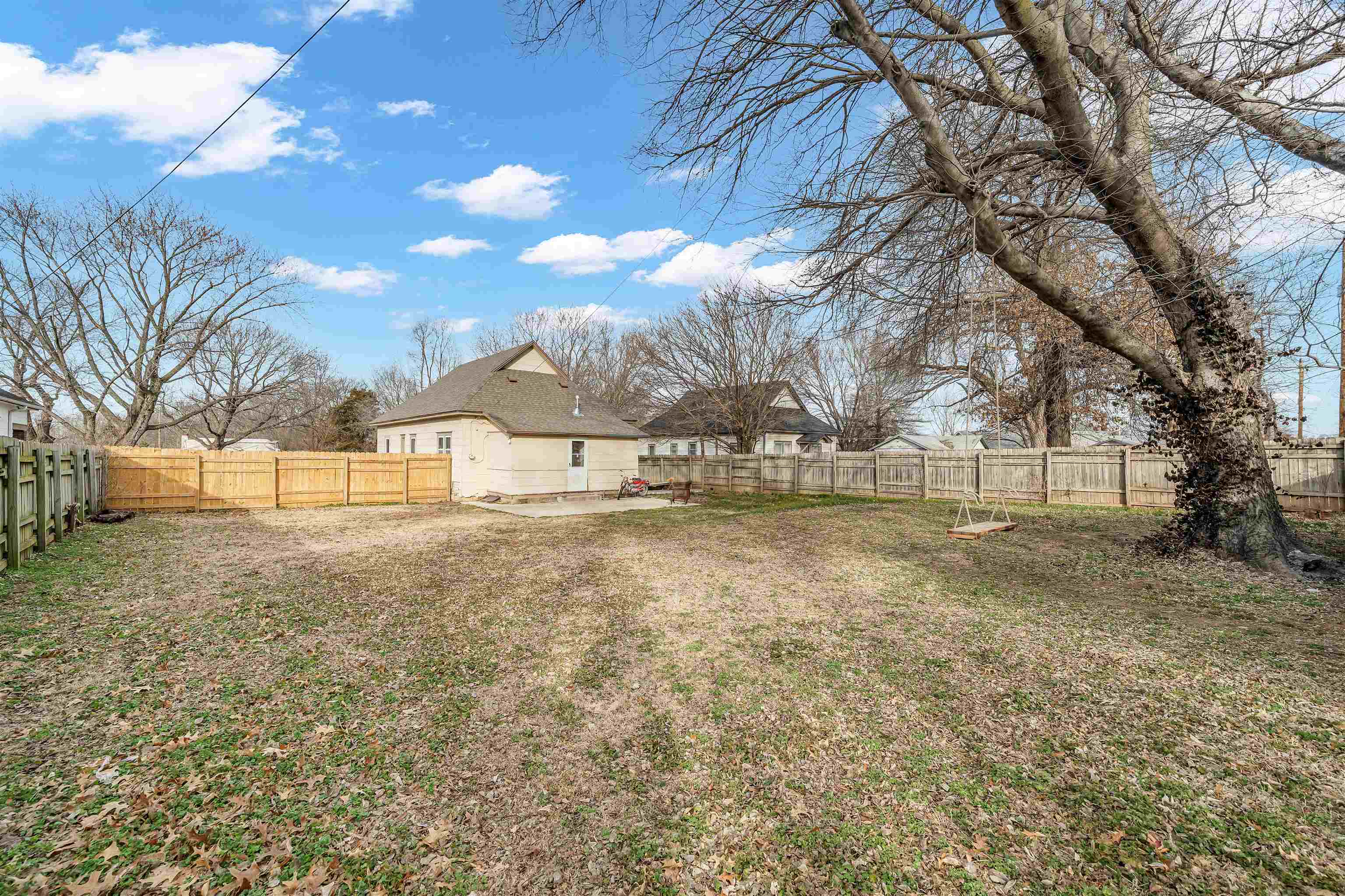 222 N Tracy Street Clearwater KS 67026