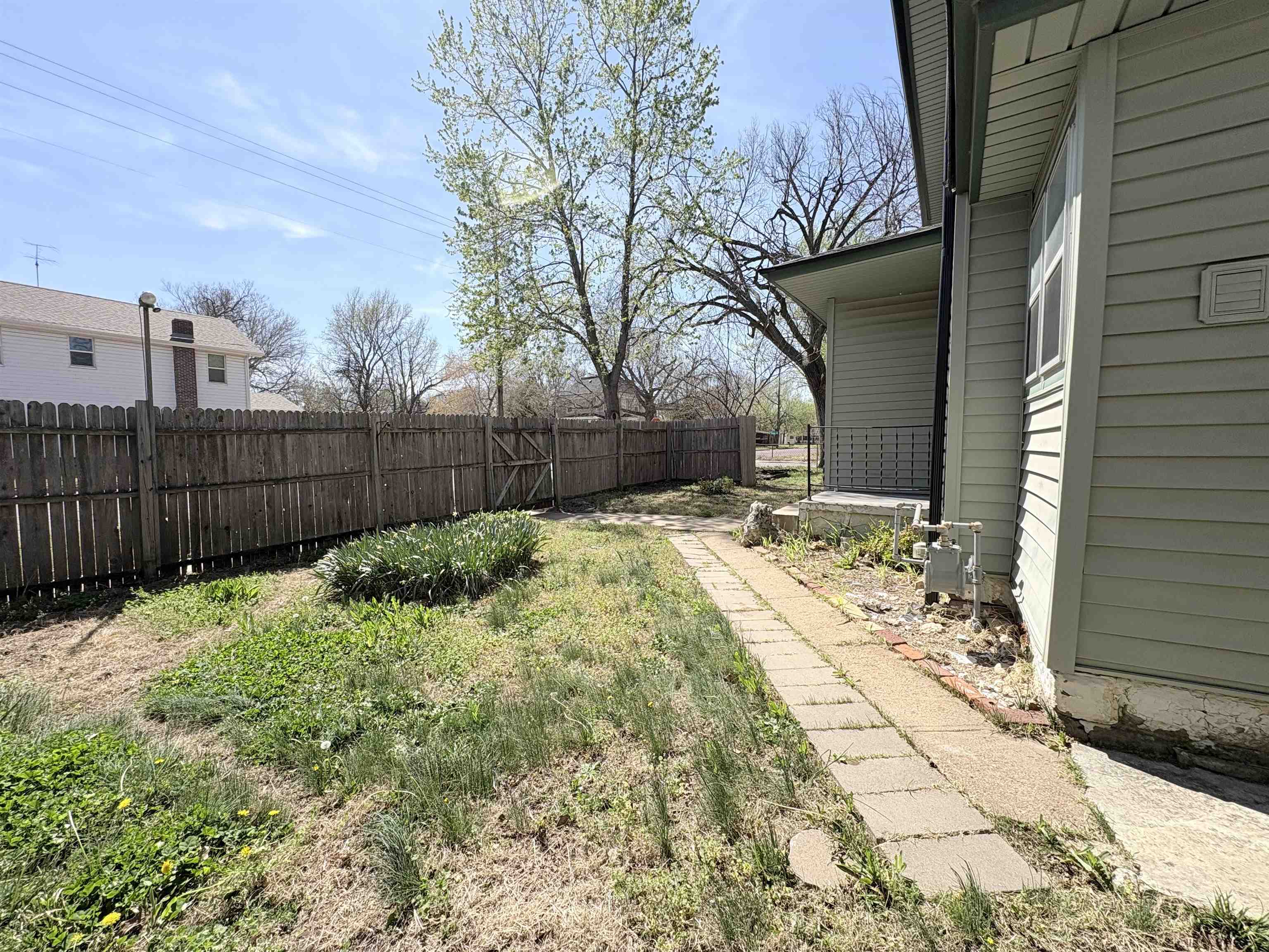 404 N 2nd Street Arkansas City KS 67005