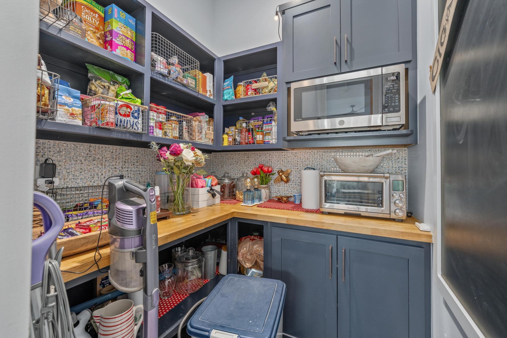 1609 N Lakeside Court Andover KS 67002