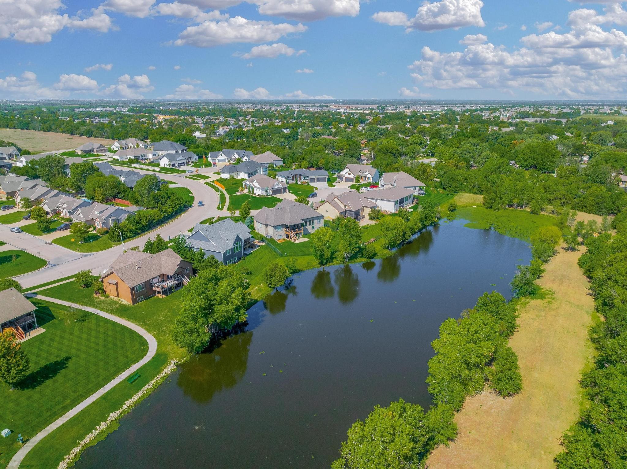 1609 N Lakeside Court Andover KS 67002