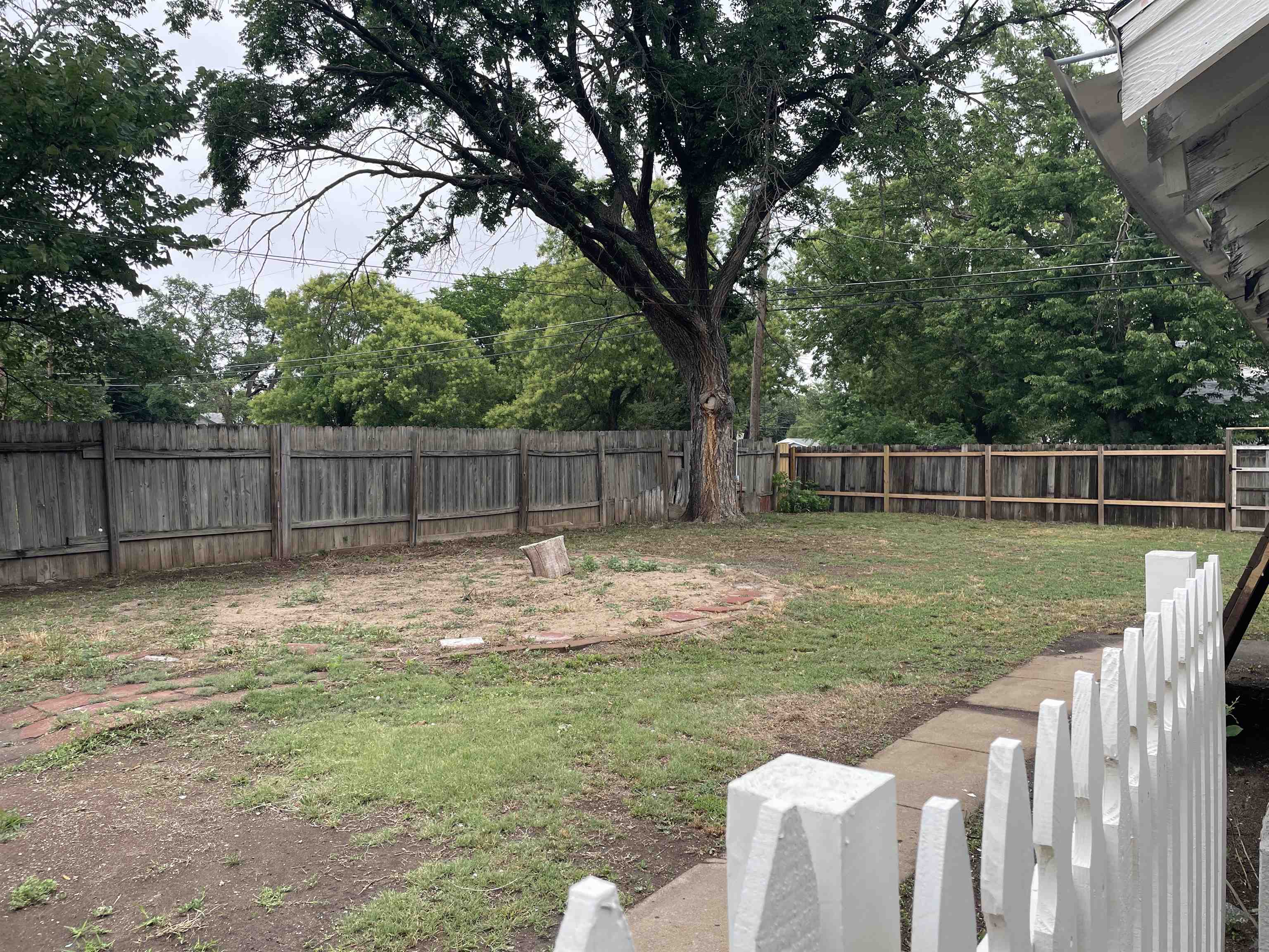 1031 N Jefferson Wellington KS 67152