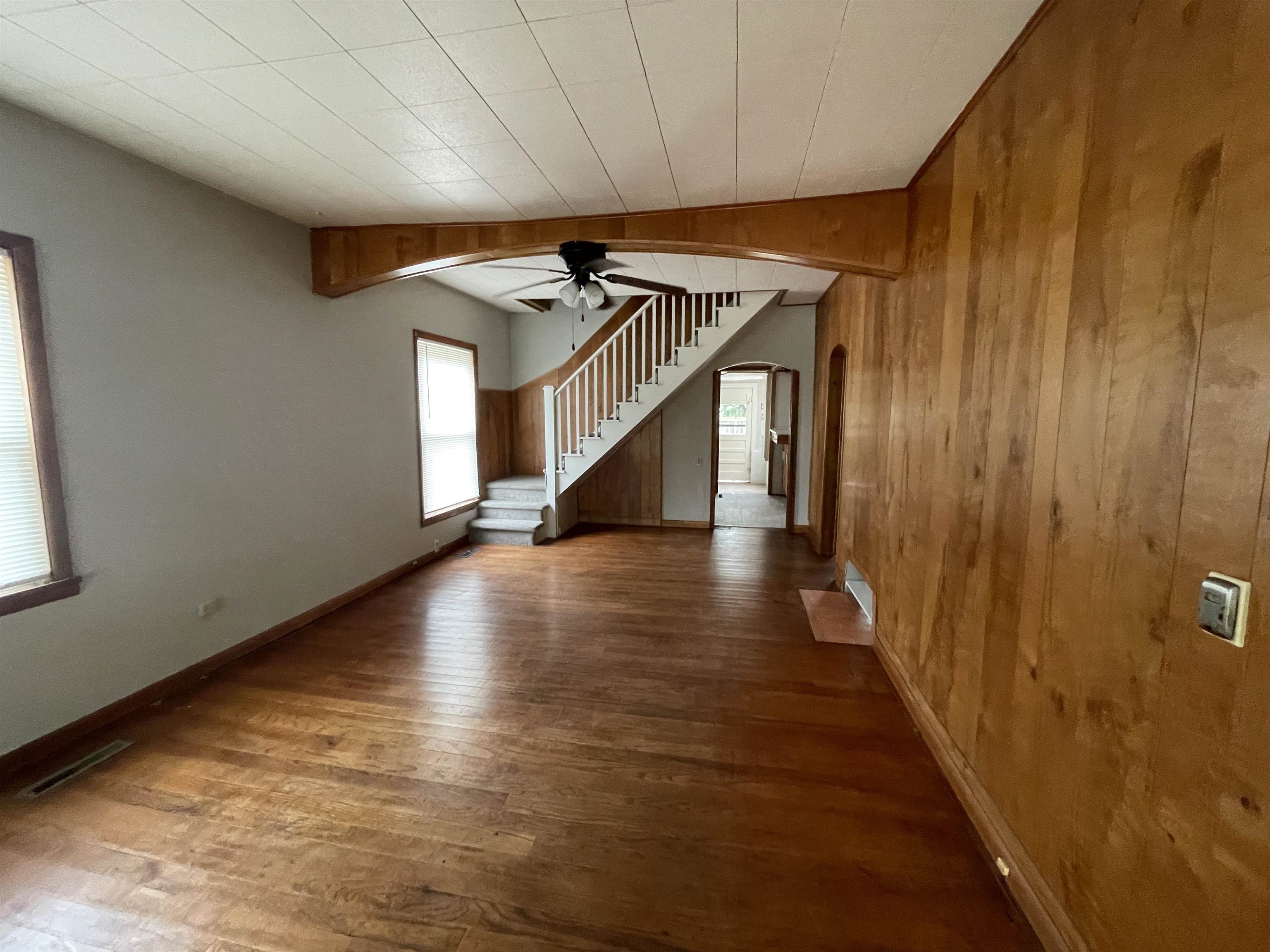 1031 N Jefferson Wellington KS 67152