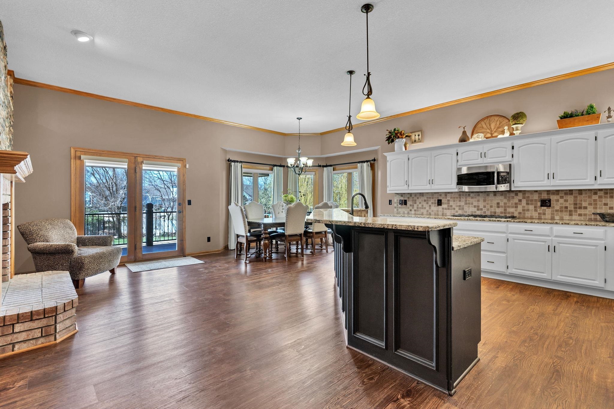 121 S Breezy Pointe Court Wichita KS 67235