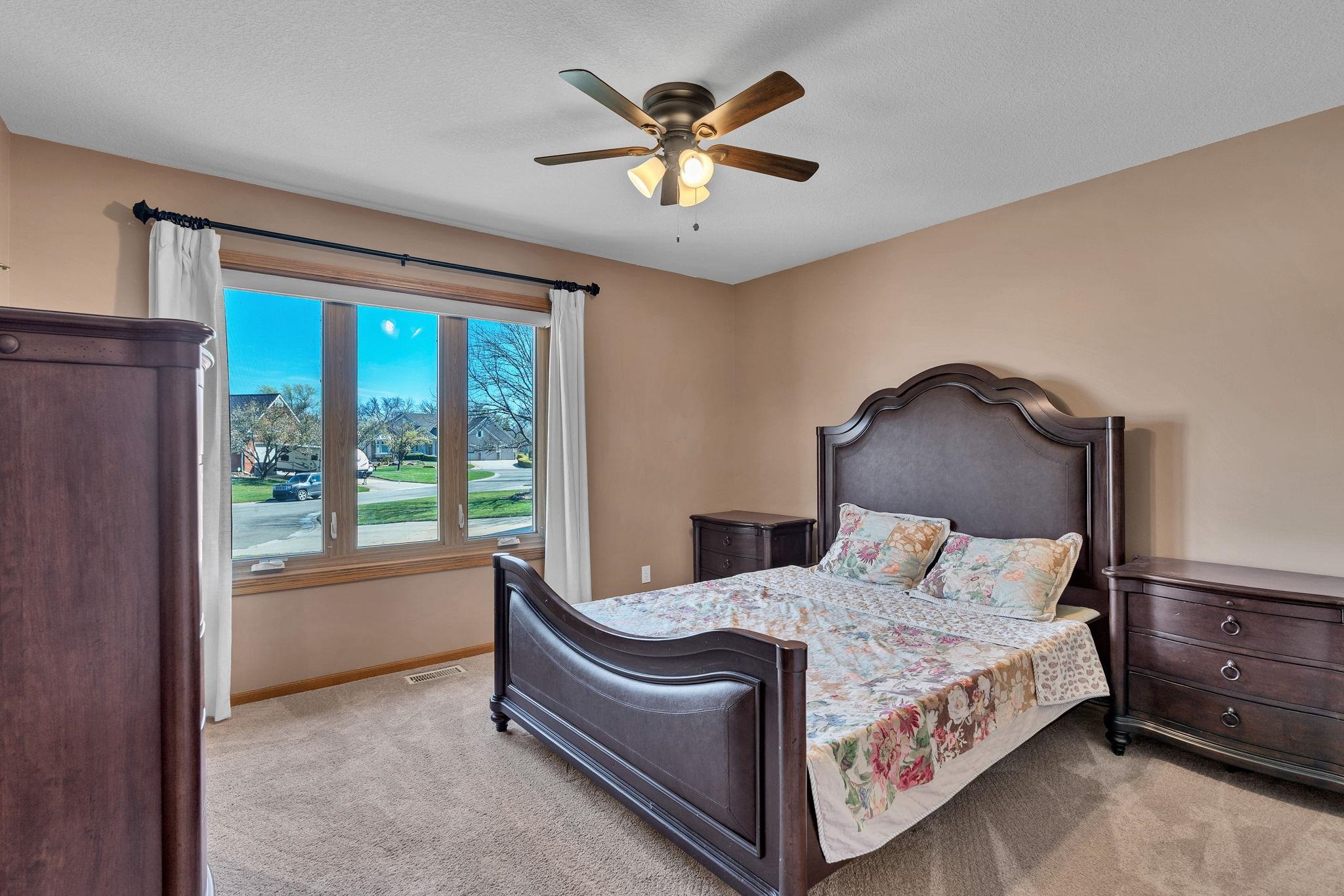 121 S Breezy Pointe Court Wichita KS 67235