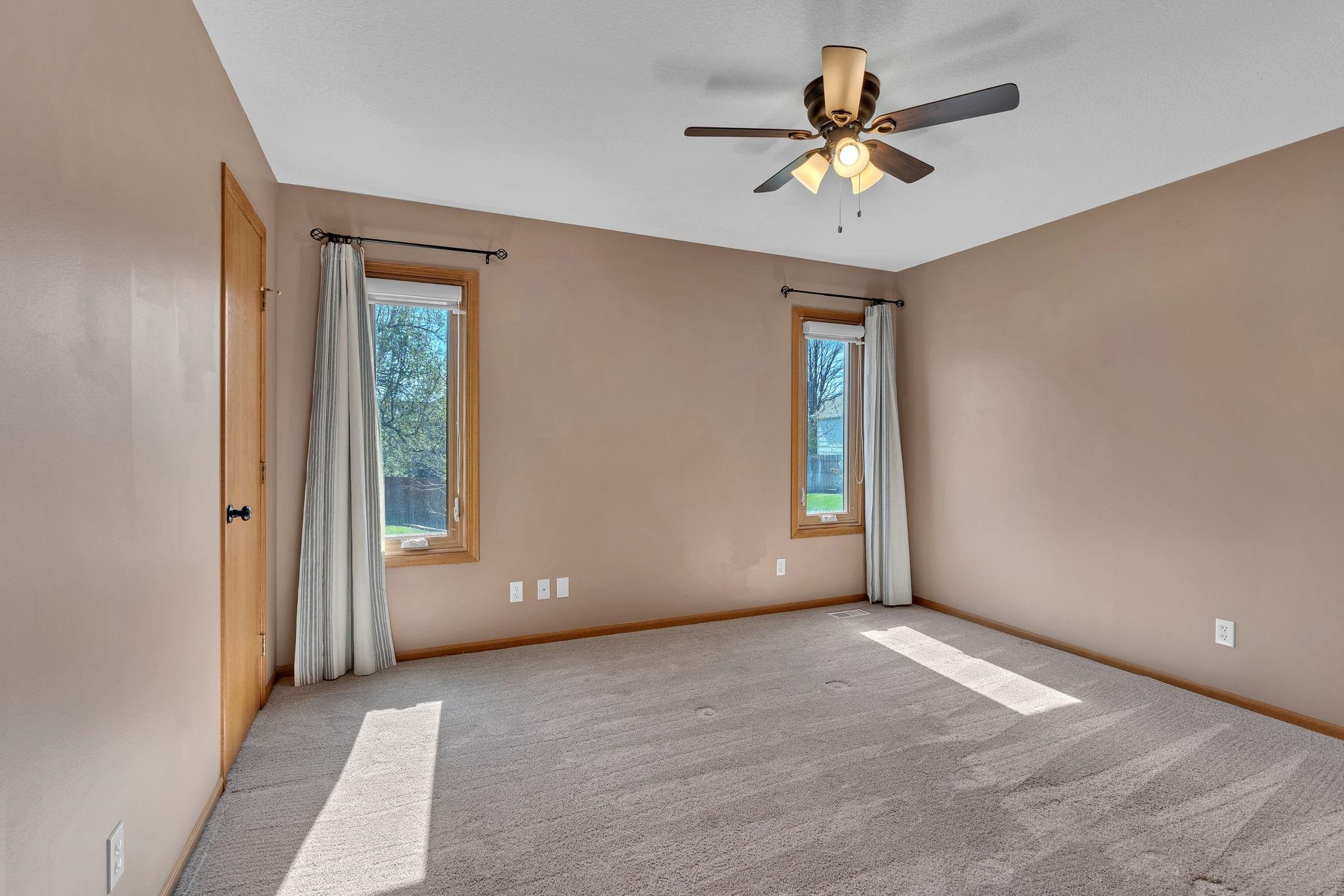 121 S Breezy Pointe Court Wichita KS 67235