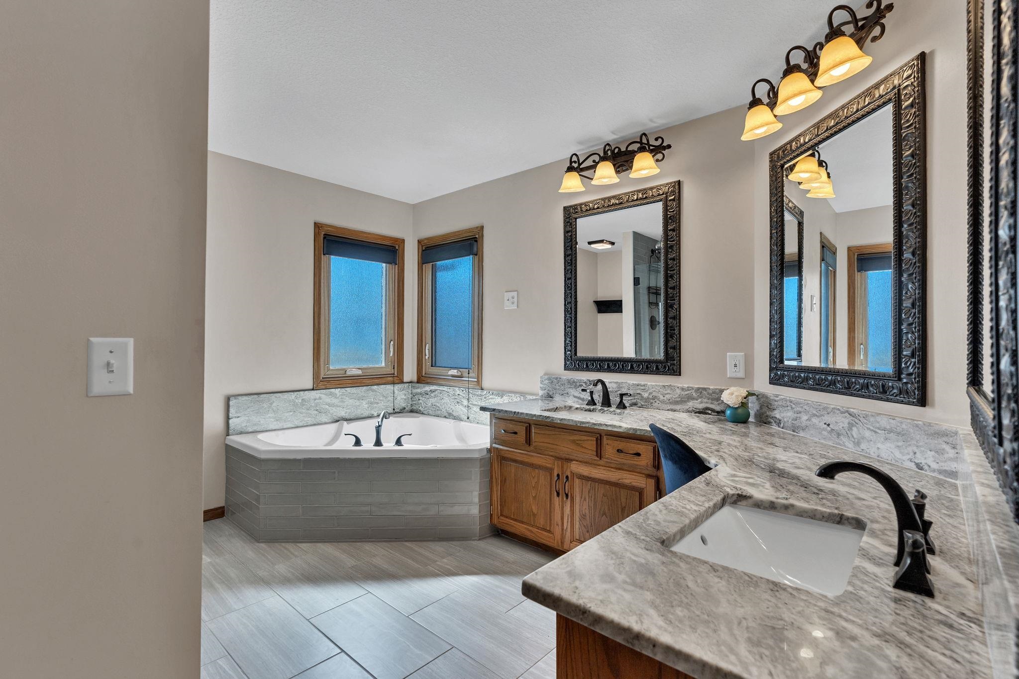 121 S Breezy Pointe Court Wichita KS 67235
