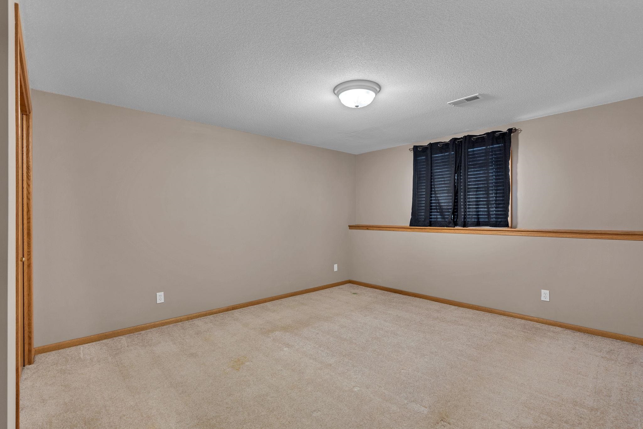121 S Breezy Pointe Court Wichita KS 67235
