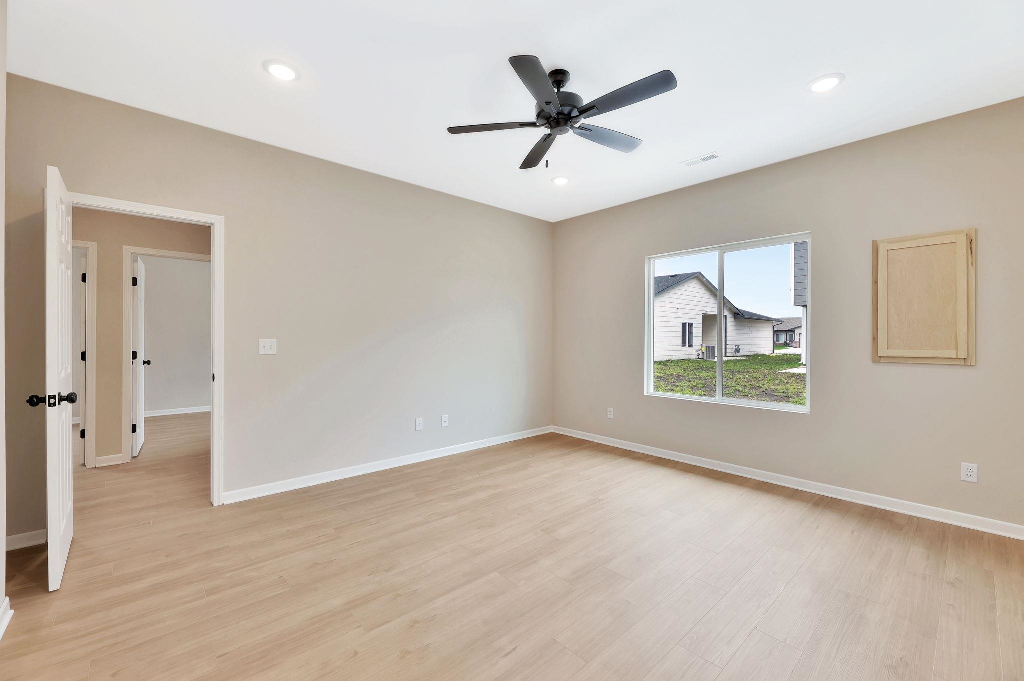 9163 E Chris Bel Aire KS 67226