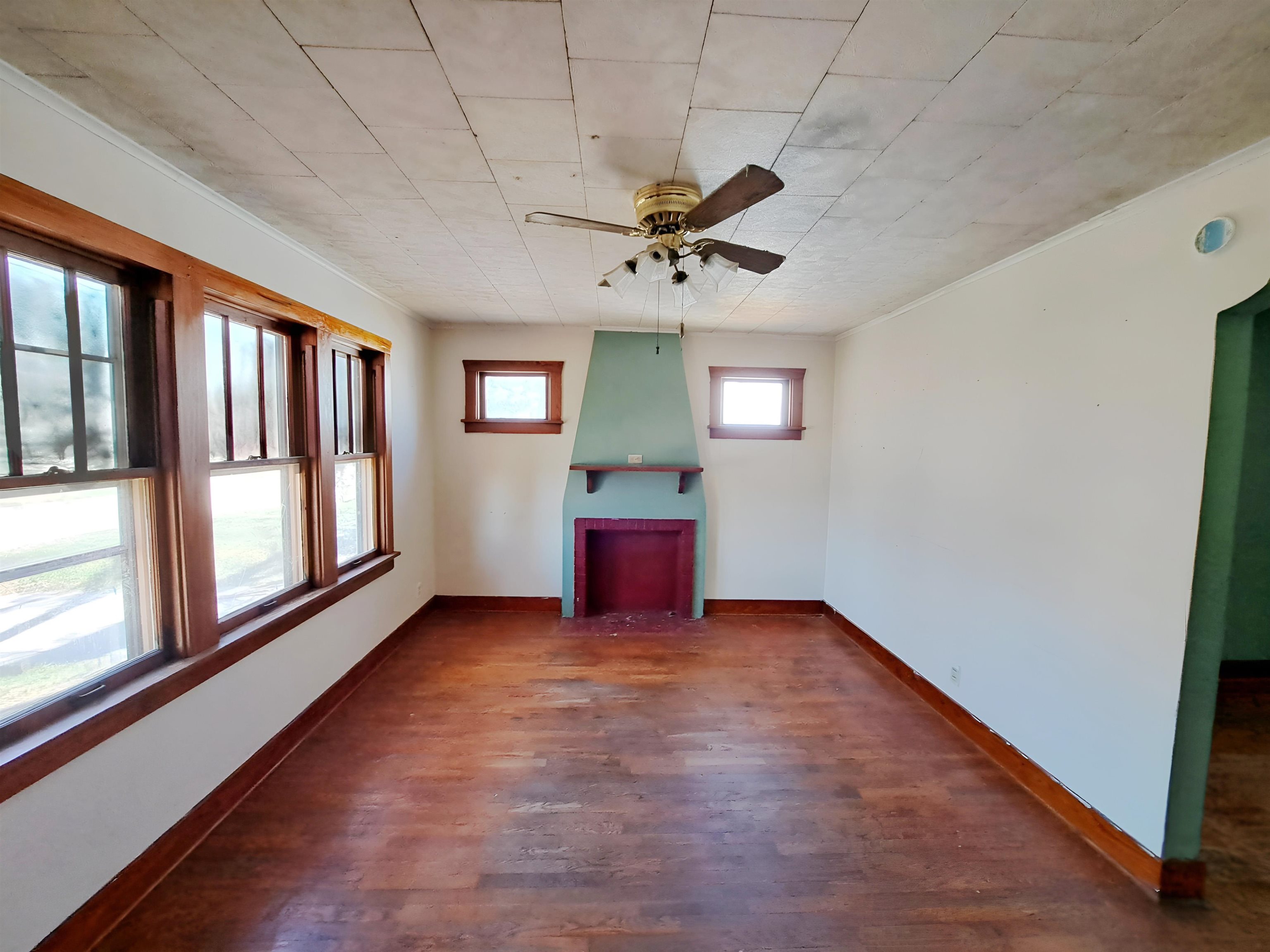 323 S Lucy Street Mcpherson KS 67460