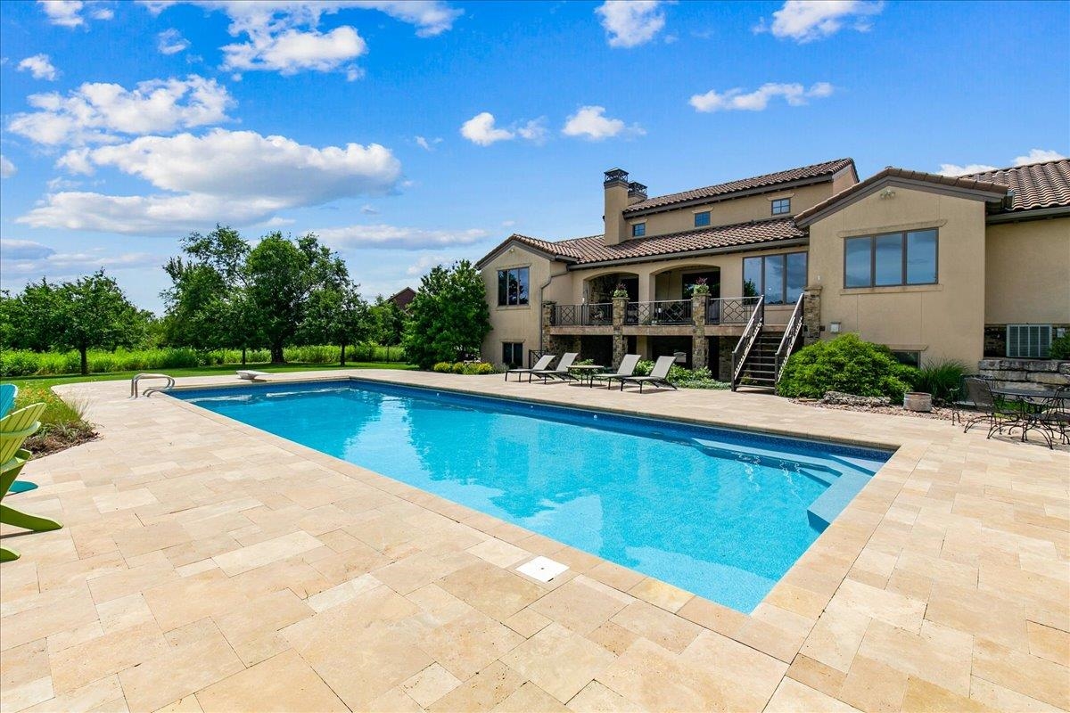 1302 E Bluestem Court Andover KS 67002