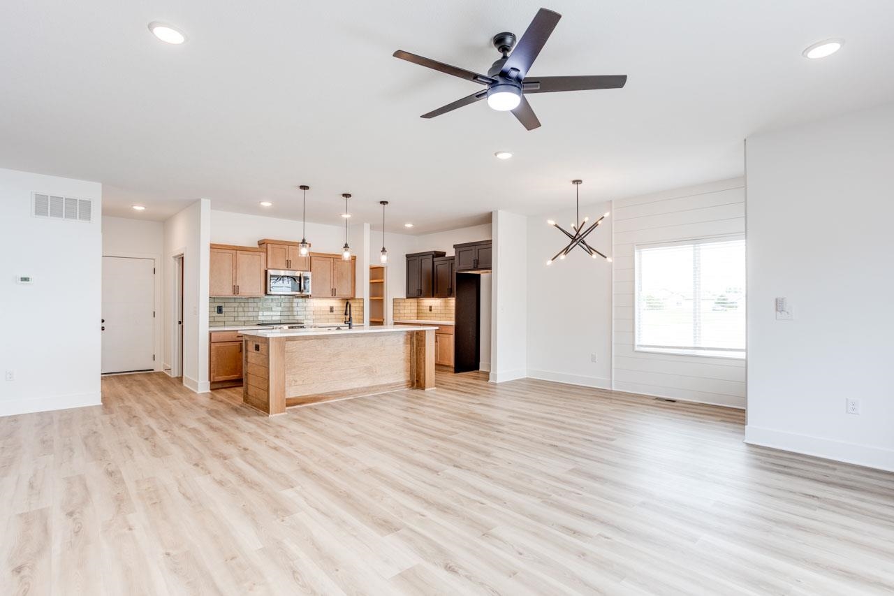 8521 W 37th Street N Wichita KS 67205