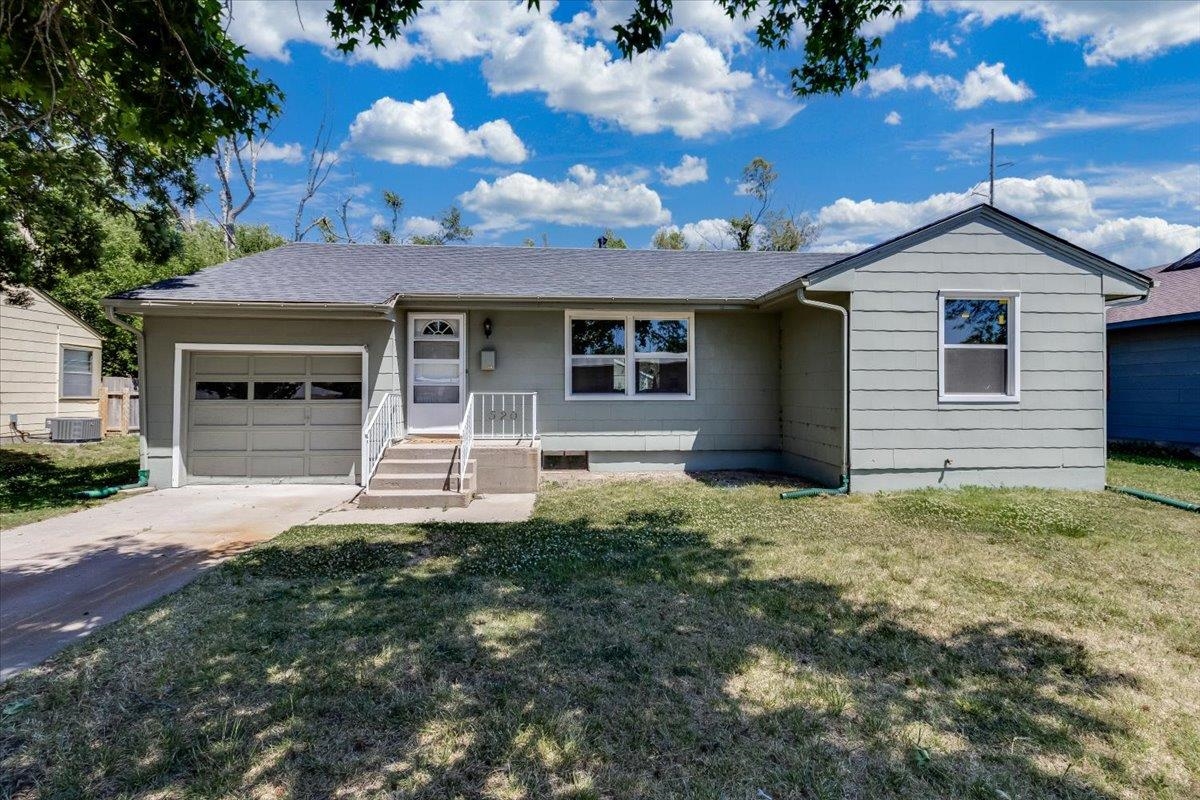 520 Harvey Street Halstead KS 67056