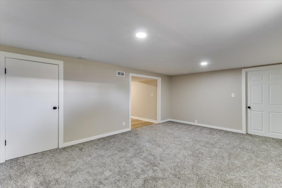 520 Harvey Street Halstead KS 67056