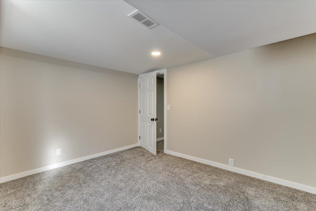 520 Harvey Street Halstead KS 67056