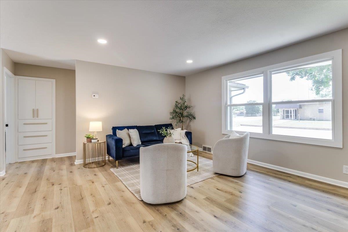 520 Harvey Street Halstead KS 67056
