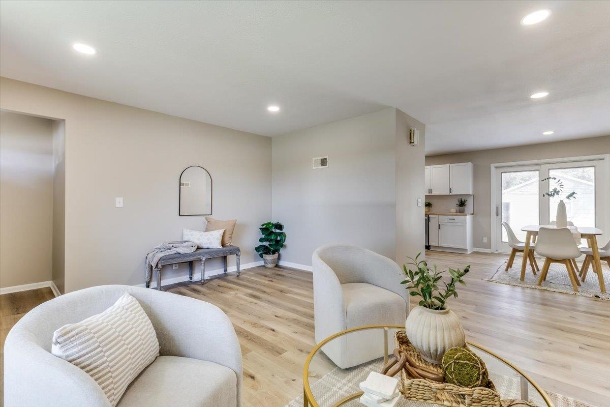 520 Harvey Street Halstead KS 67056