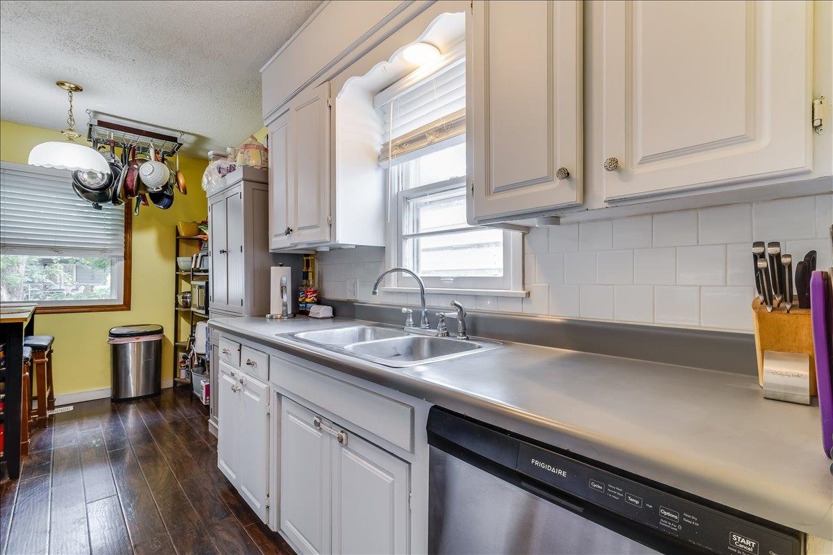 4558 S Fern Avenue Wichita KS 67217-4351