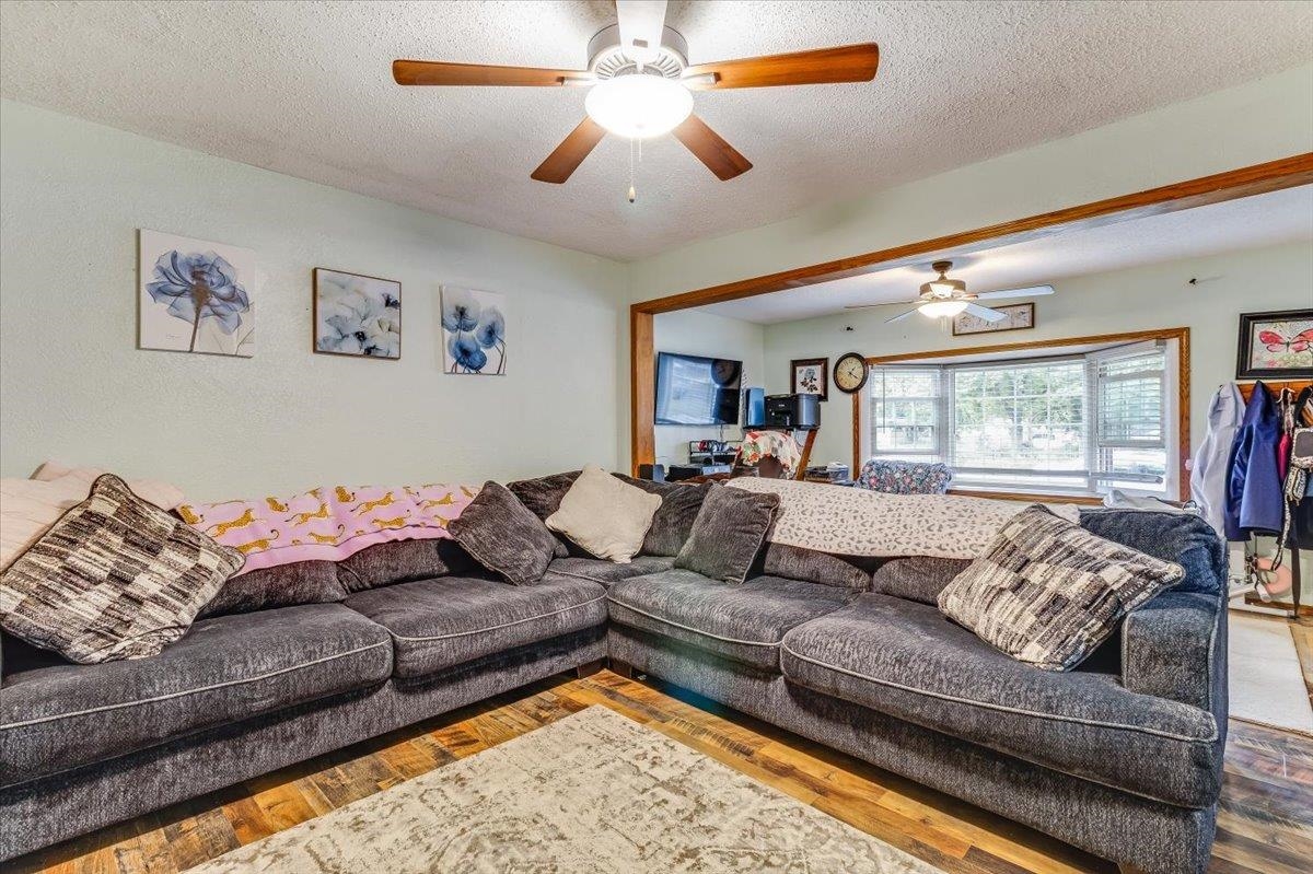 4558 S Fern Avenue Wichita KS 67217-4351