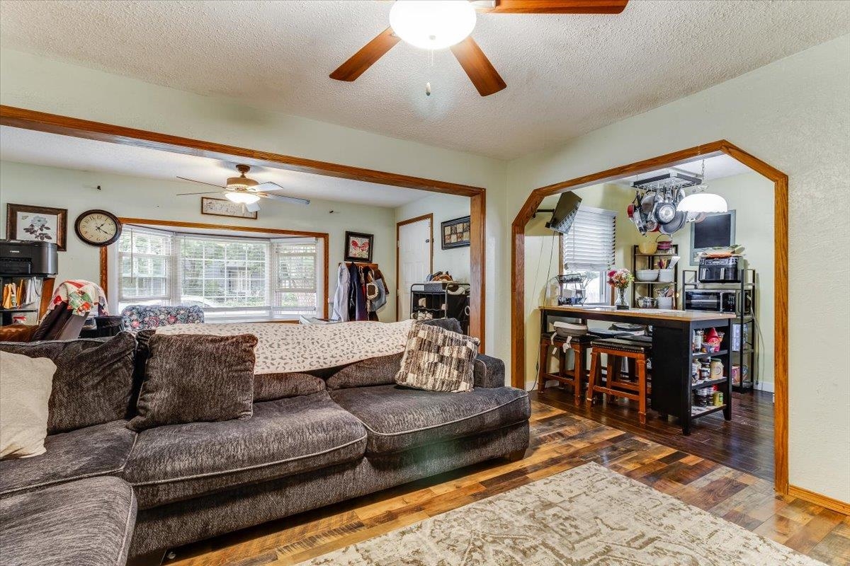 4558 S Fern Avenue Wichita KS 67217-4351