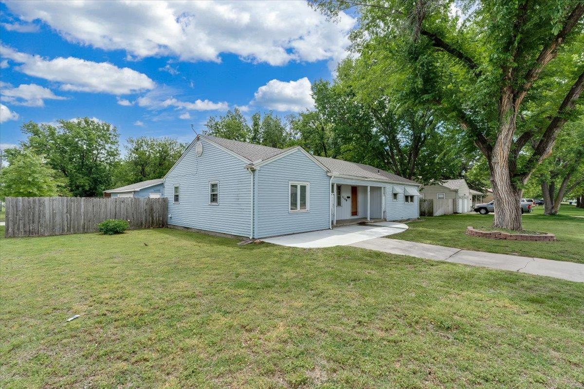1768 N Richmond Drive Wichita KS 67203