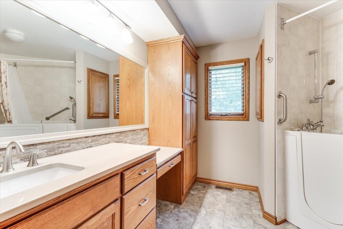 8309 W Meadow Pass Court Wichita KS 67205-1673