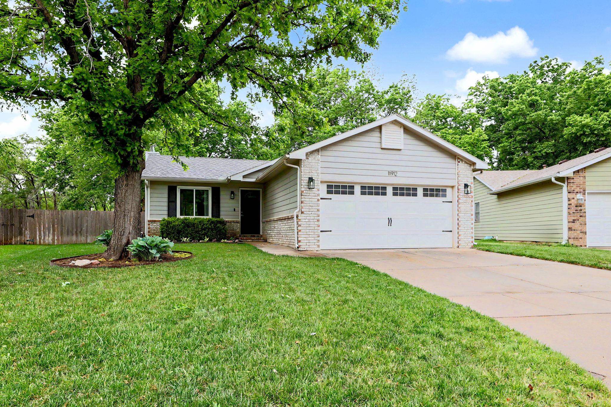 11912 W Bella Vista Circle Wichita KS 67212