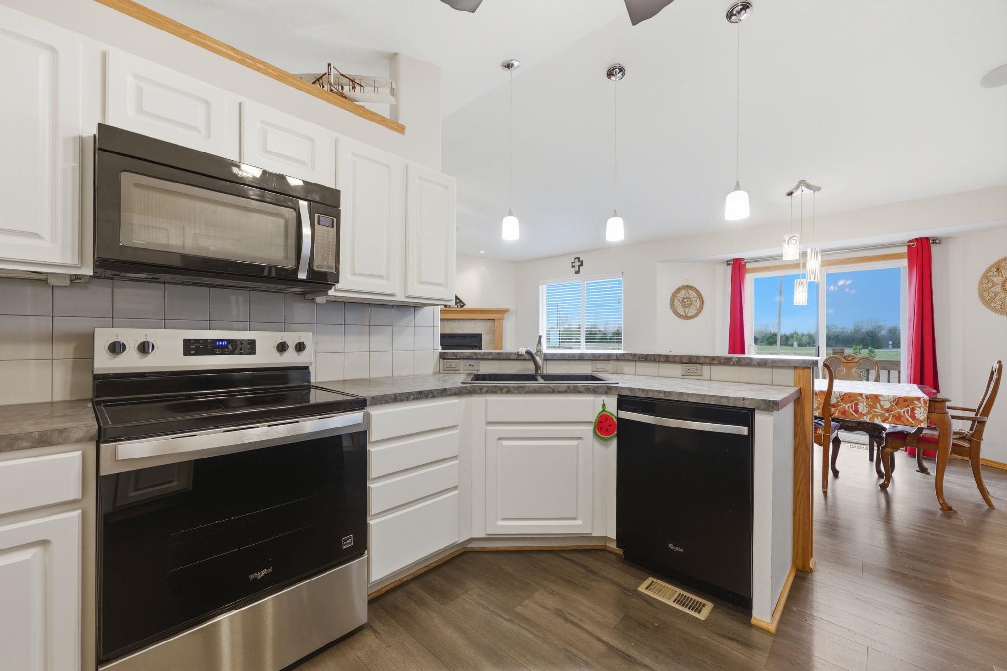 1719 E Aster Street Andover KS 67219