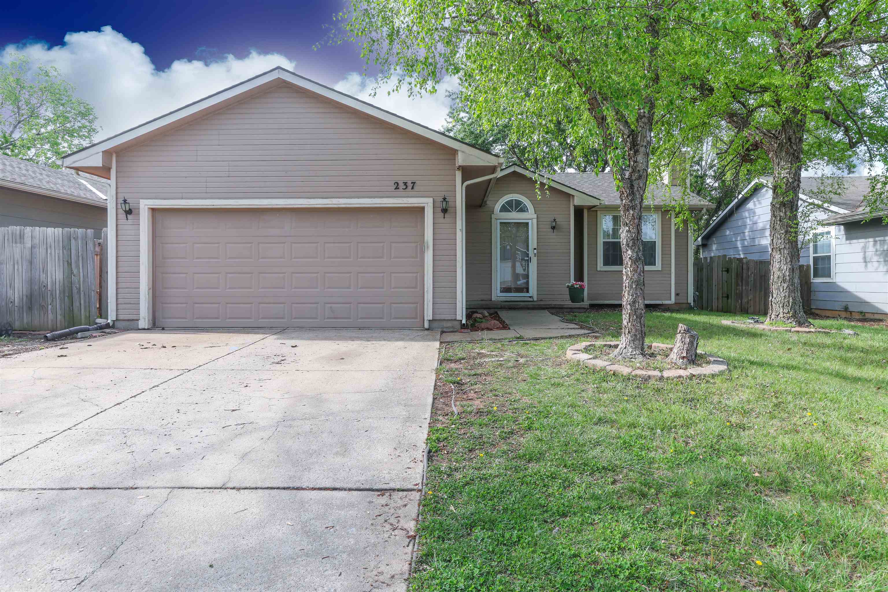 237 W Hunter Street Derby KS 67037
