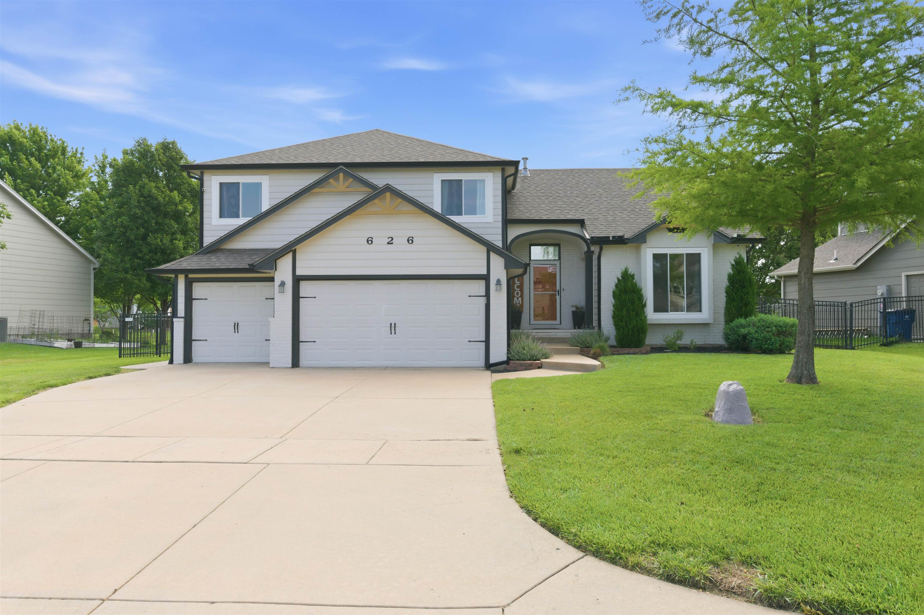 626 N Bay Country Wichita KS 67235