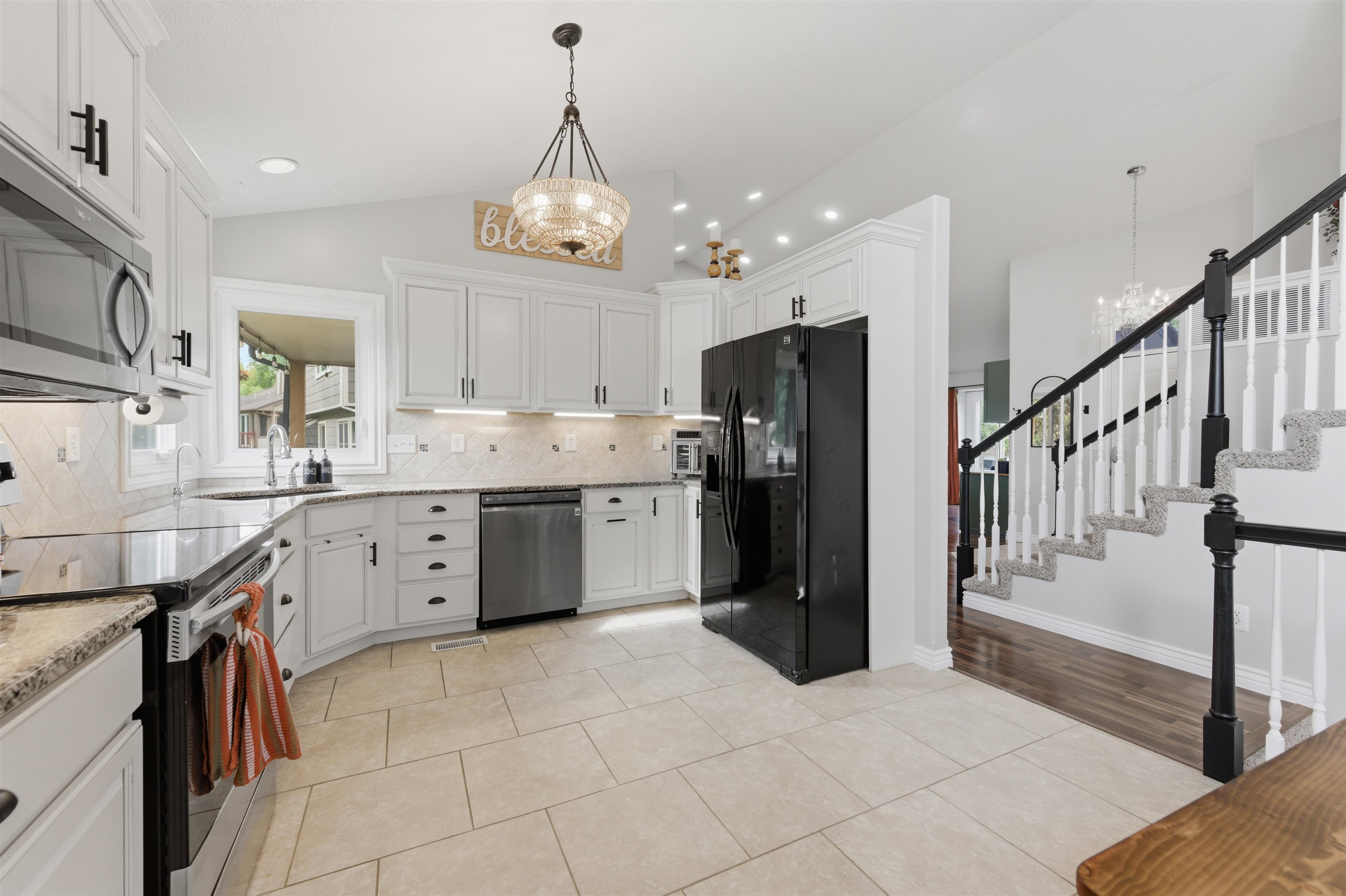 626 N Bay Country Wichita KS 67235