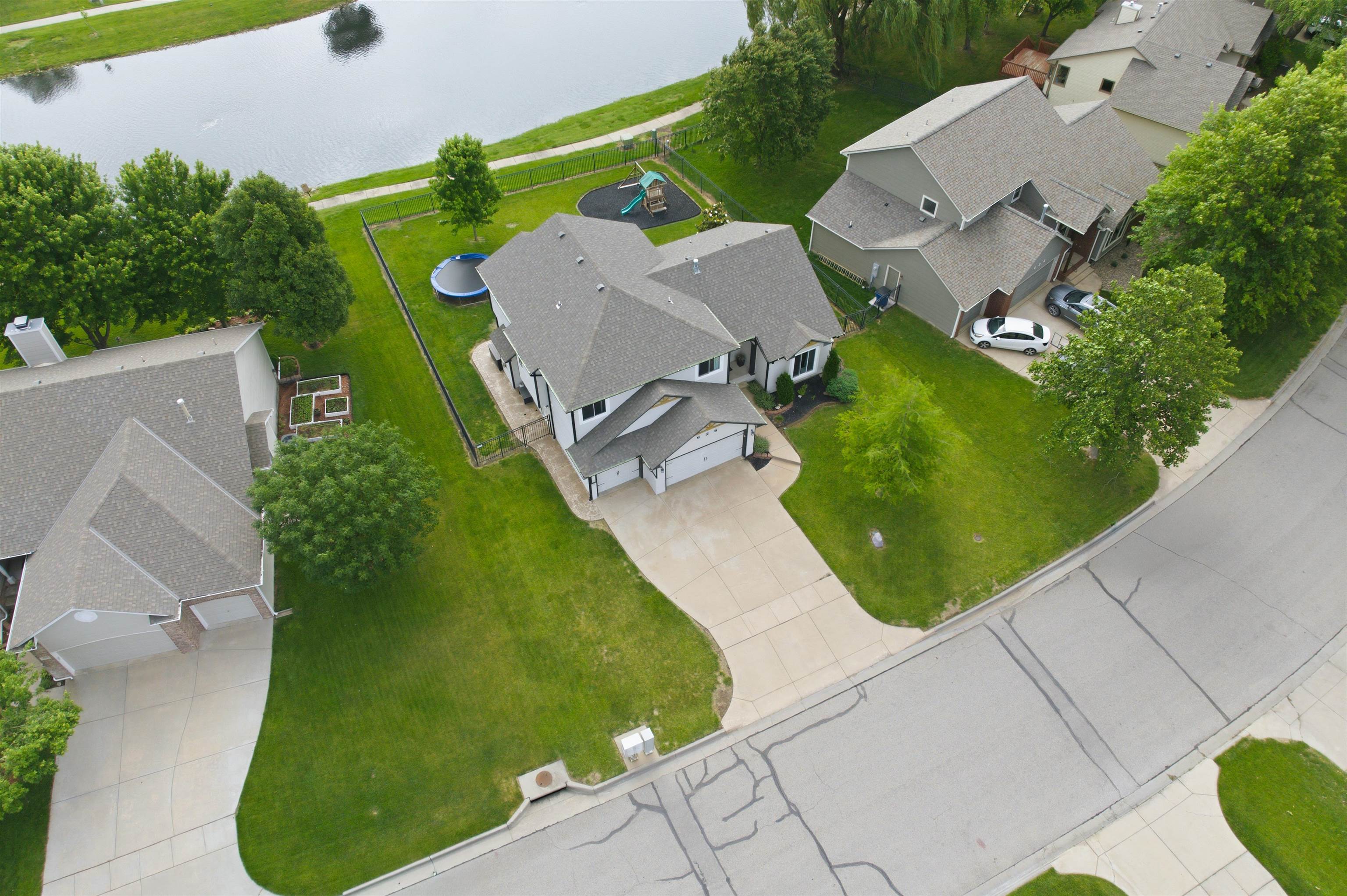 626 N Bay Country Wichita KS 67235