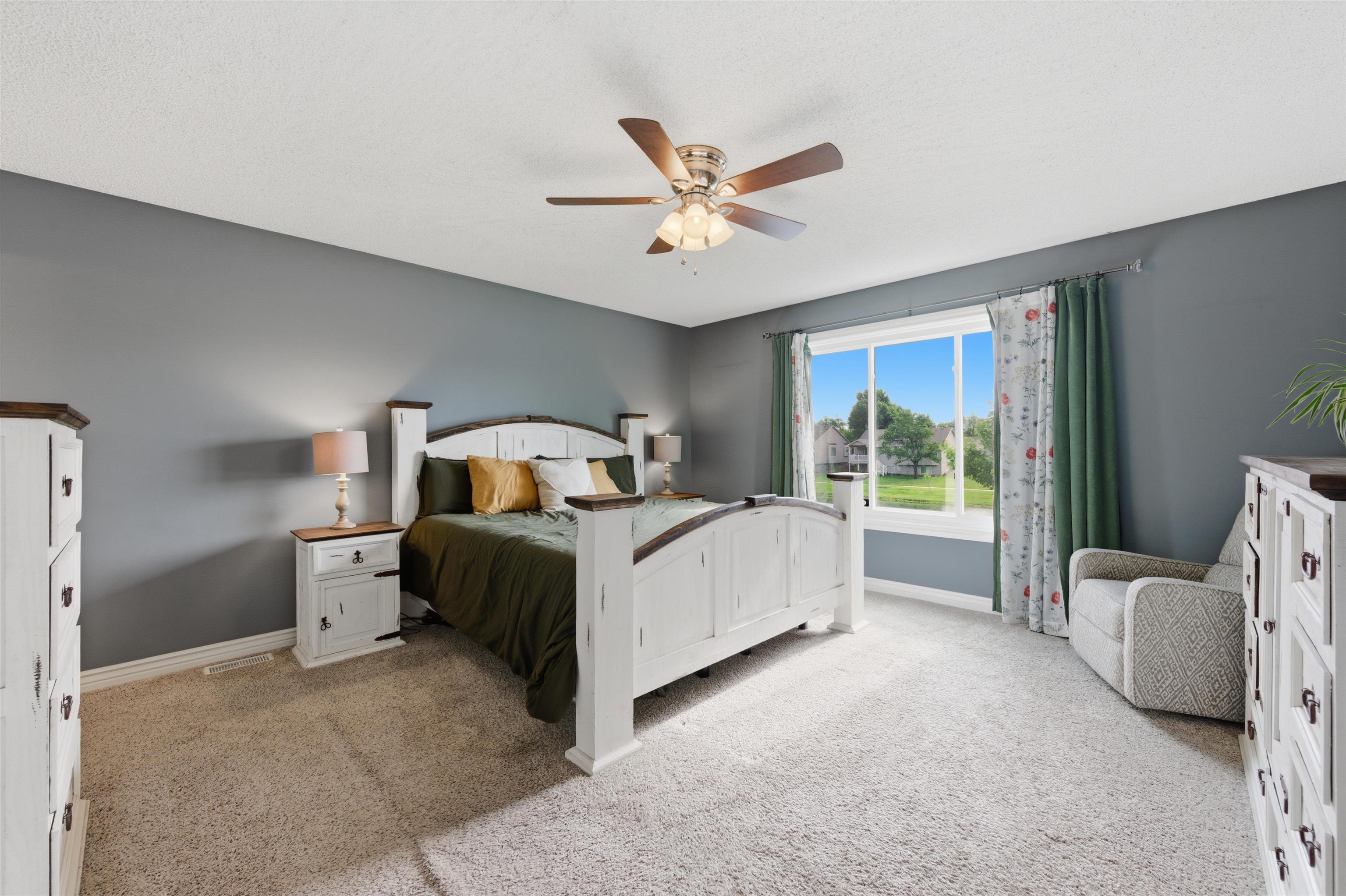 626 N Bay Country Wichita KS 67235