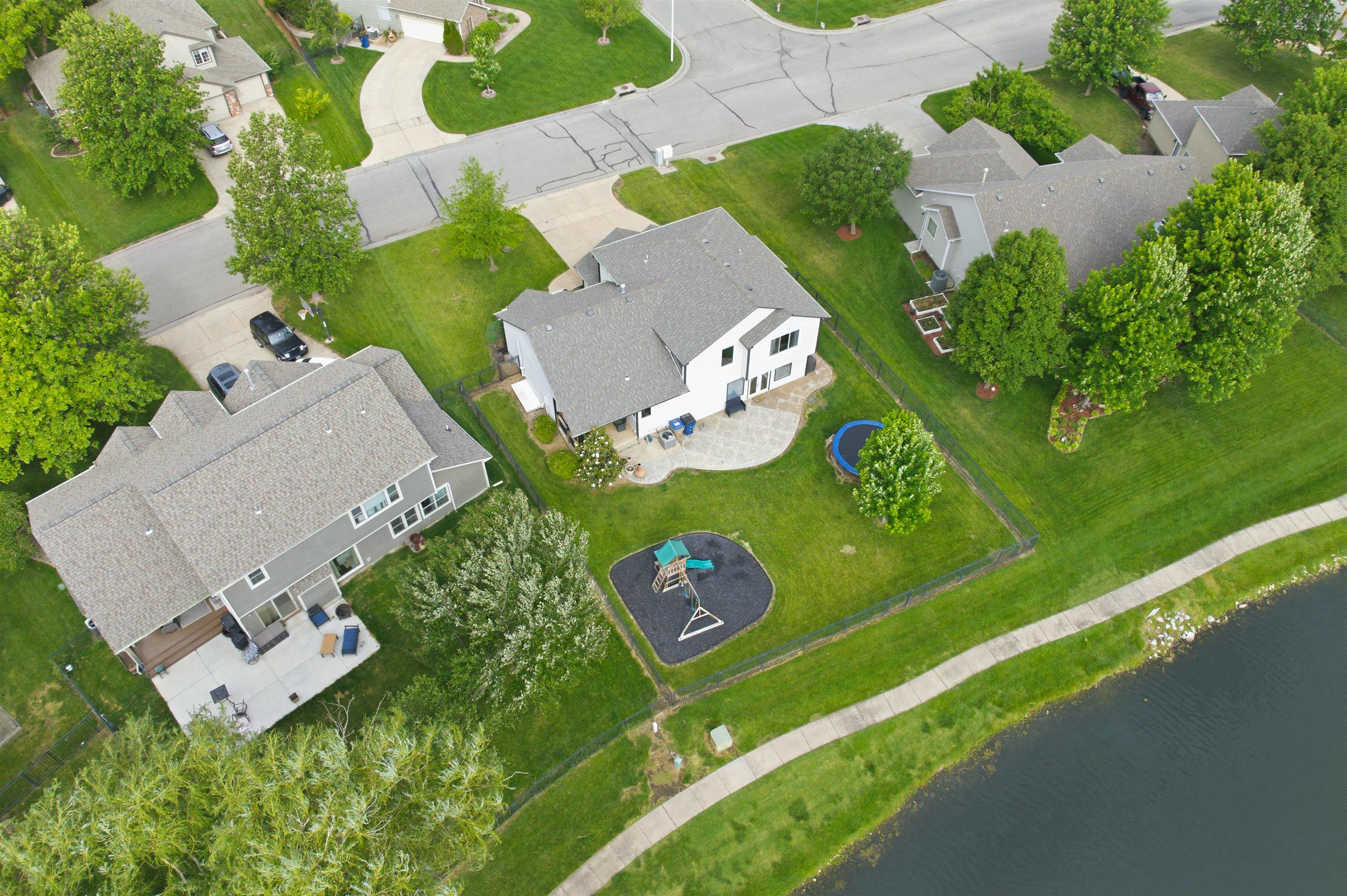 626 N Bay Country Wichita KS 67235