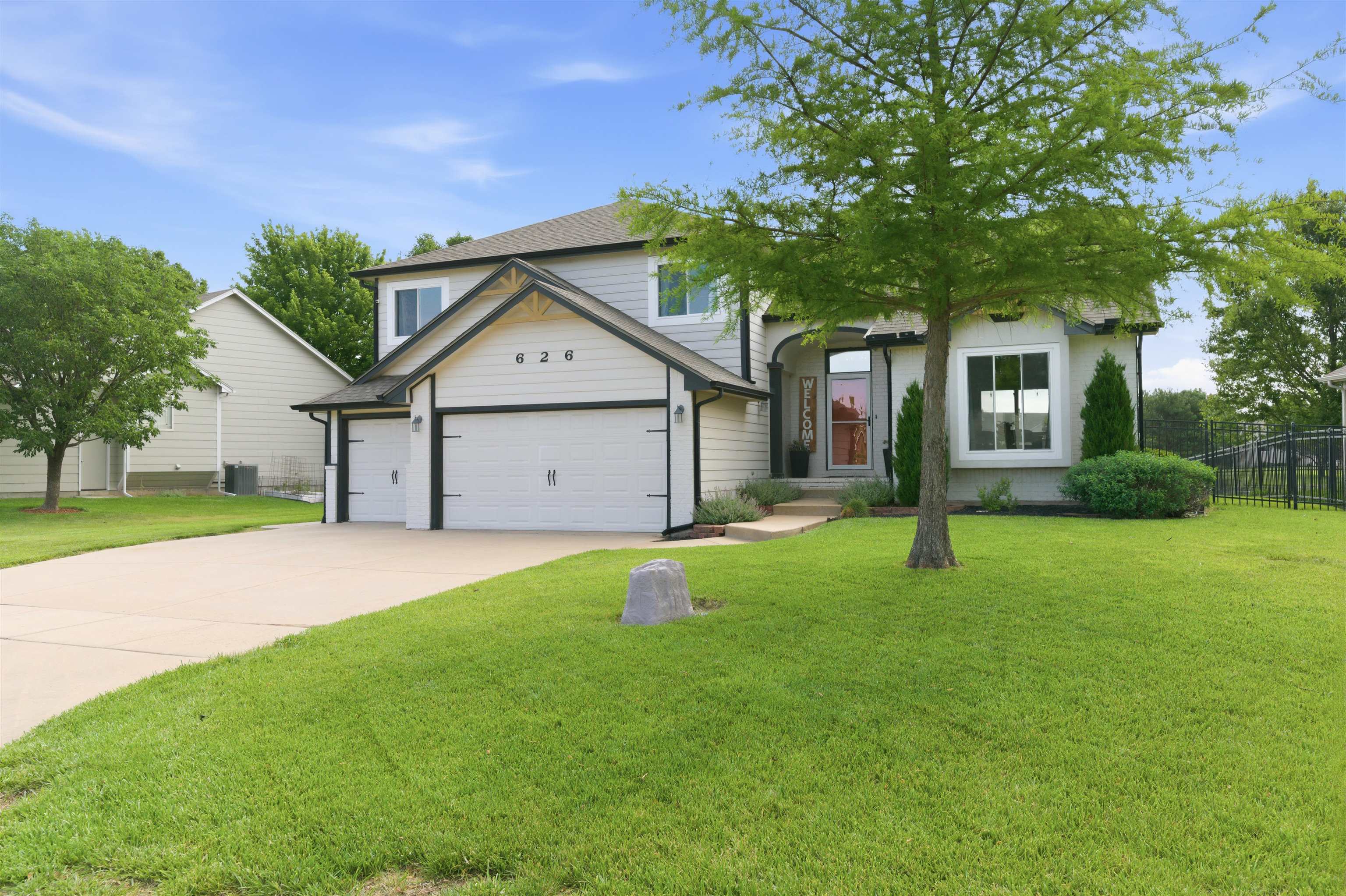 626 N Bay Country Wichita KS 67235