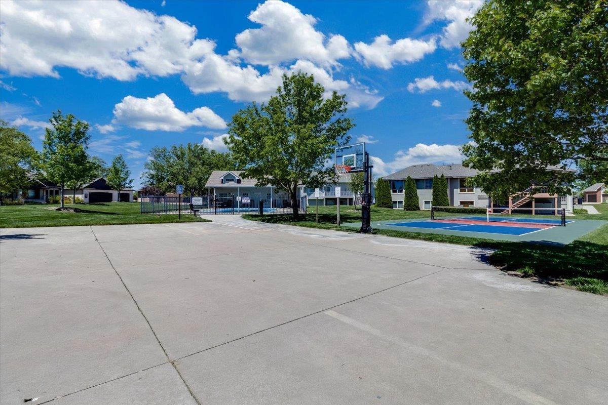 3006 N Ridge Port Wichita KS 67205