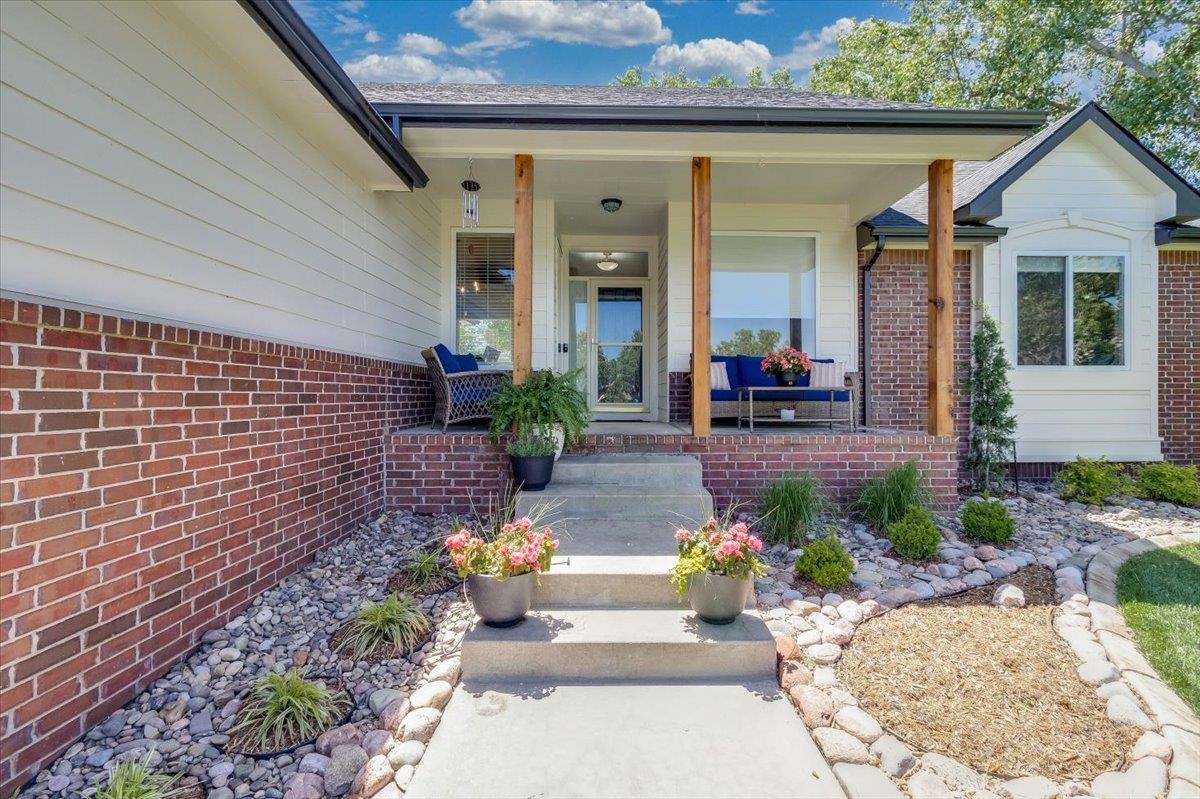 3006 N Ridge Port Wichita KS 67205